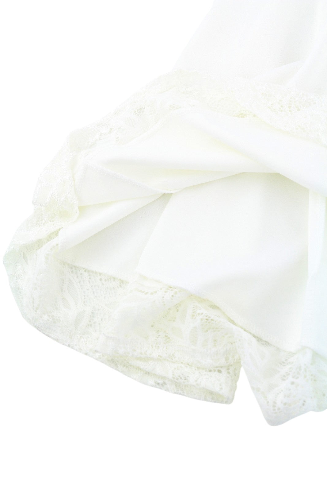 MANOUKIAN moteriška suknelė OS balta rankovėmis nėrinių apdaila saulės tipo pamušalu trumpi šviesūs 