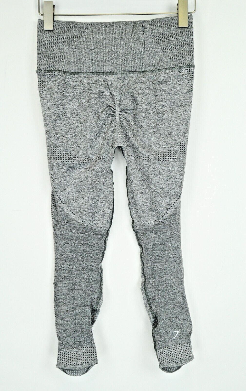 GYMSHARK moteriškos pilkos M dydžio sportinės tamprės su logotipu ir užtrauktuku bei kišenėmis 