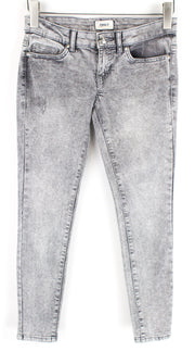 ONLY „Coral Life“ moteriški džinsai W27/L28 pilki, apdriskę, ploni, aptempti, žemo juosmens. 