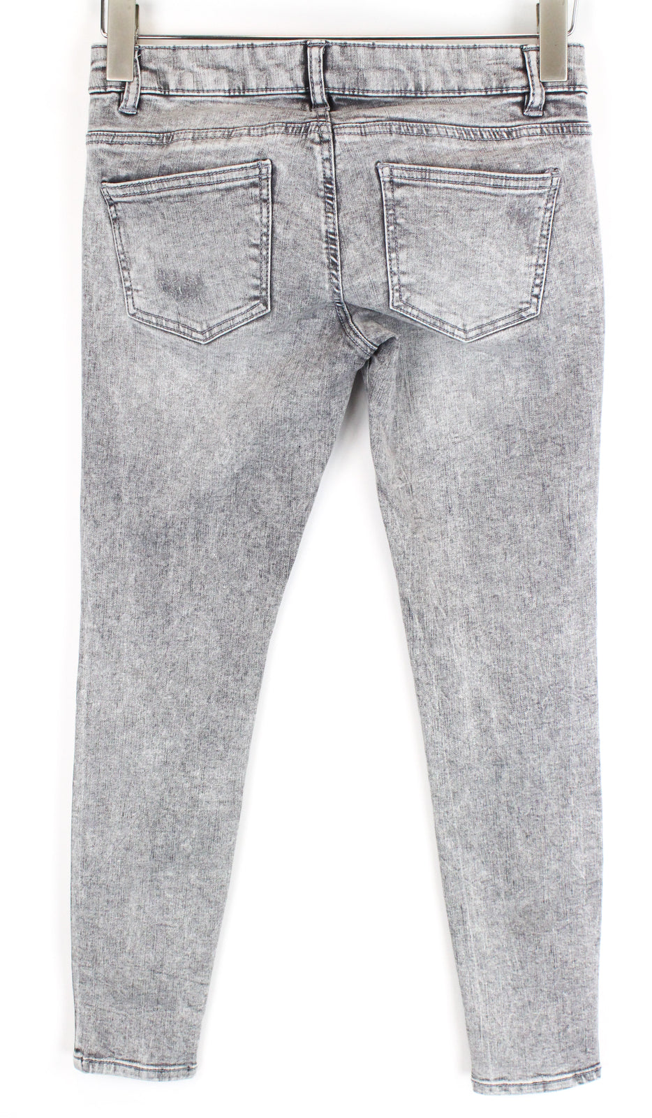 ONLY „Coral Life“ moteriški džinsai W27/L28 pilki, apdriskę, ploni, aptempti, žemo juosmens. 