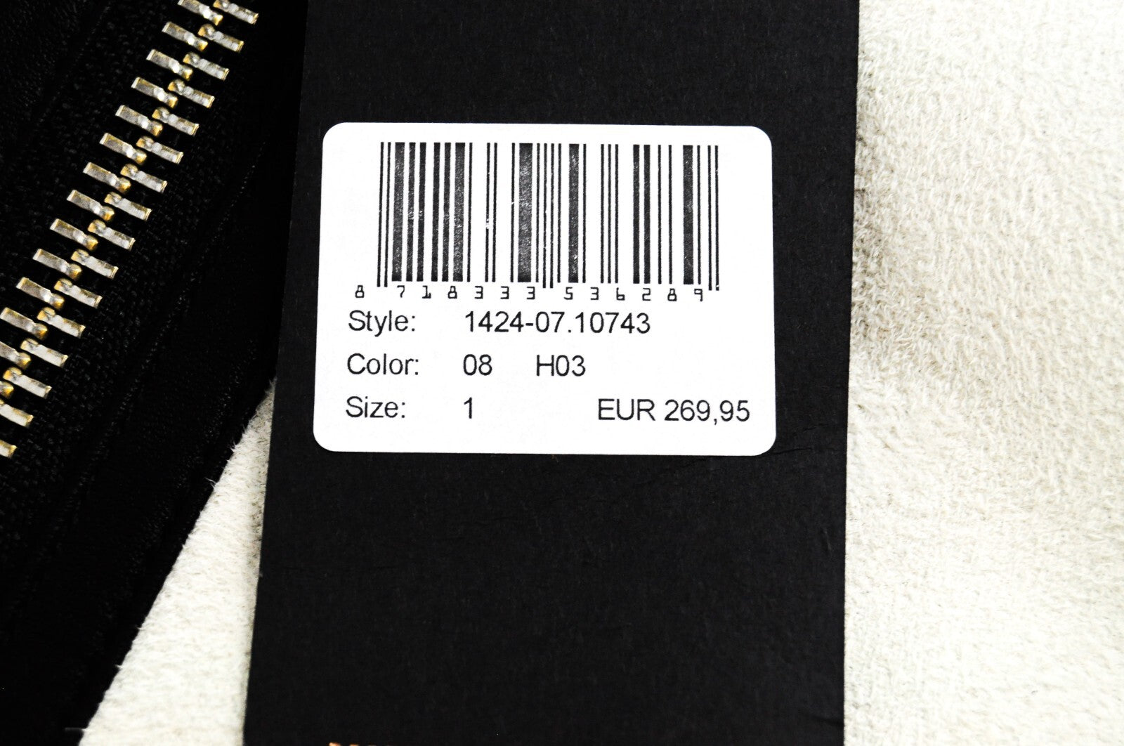 MAISON SCOTCH moteriškas švarkas S, dirbtinės odos, zomšos, balkšvas, trumpas, su dirbtinio kailio dygliais 