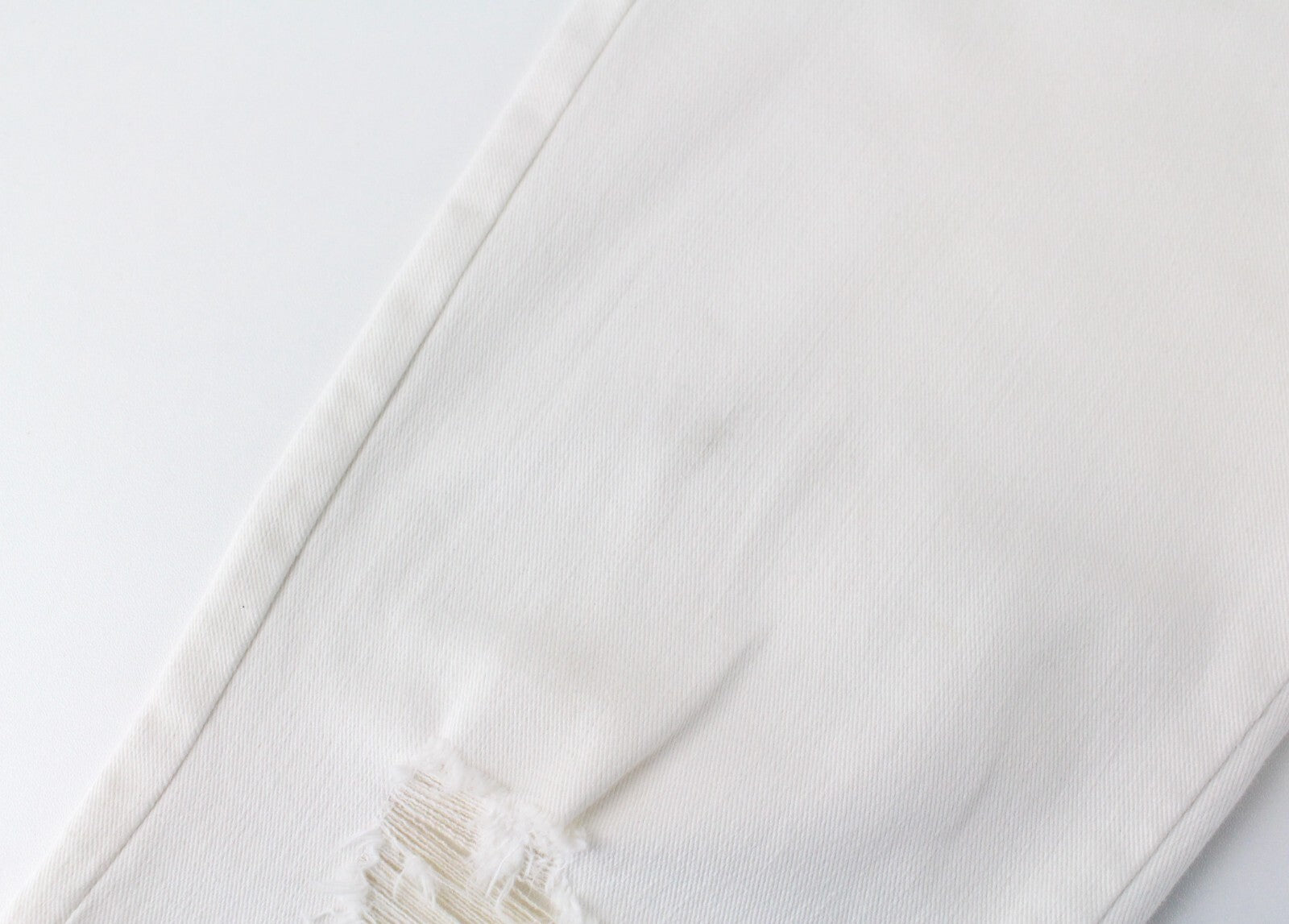 MAISON SCOTCH Joni moteriški džinsai ~W30 balti, dirbtinai sendinti, klasikinio stiliaus džinsai~ 