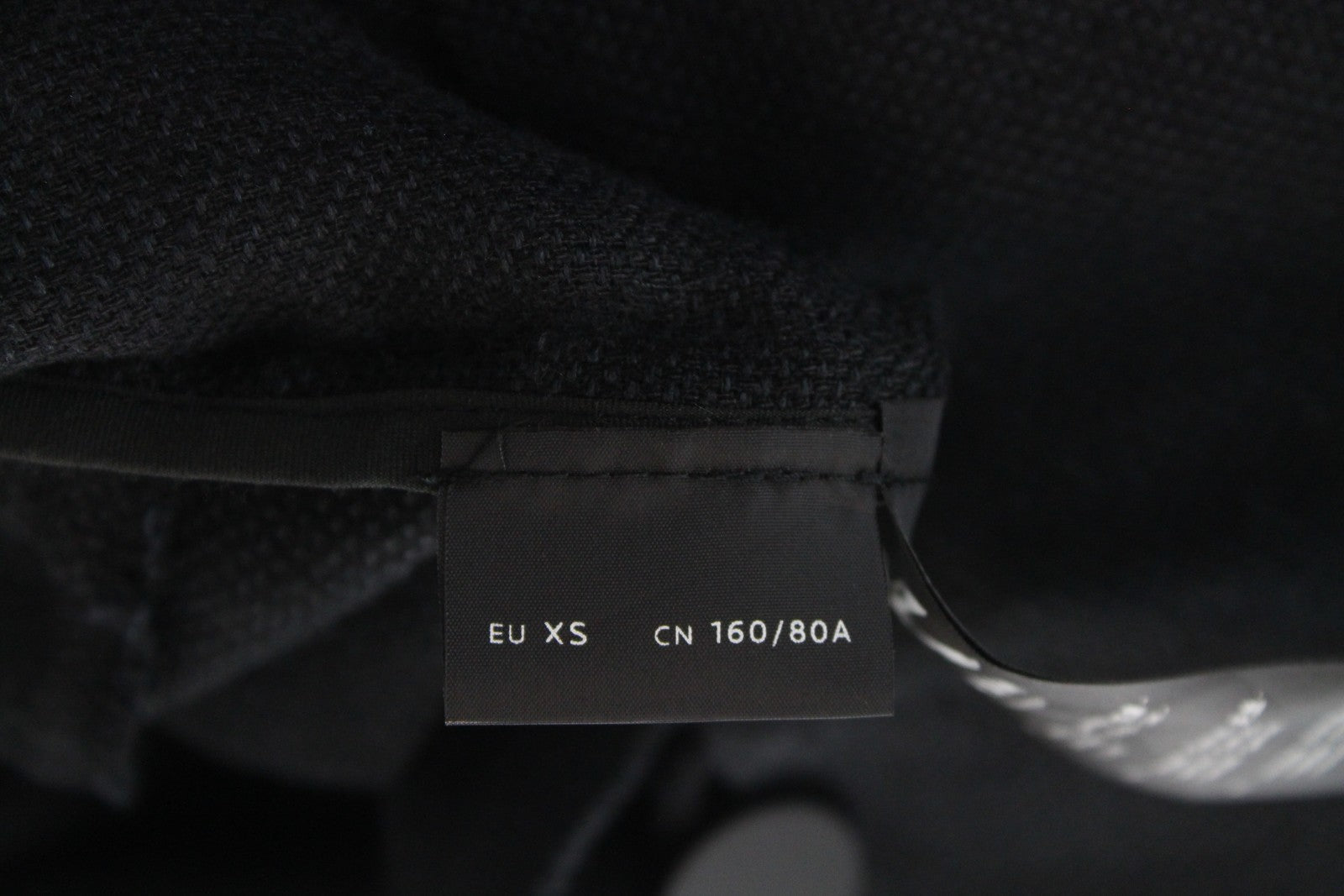 DENHAM Deck moteriškas paltas XS, juodas lininio mišinio, vienaeilis, su diržu, šviesus 