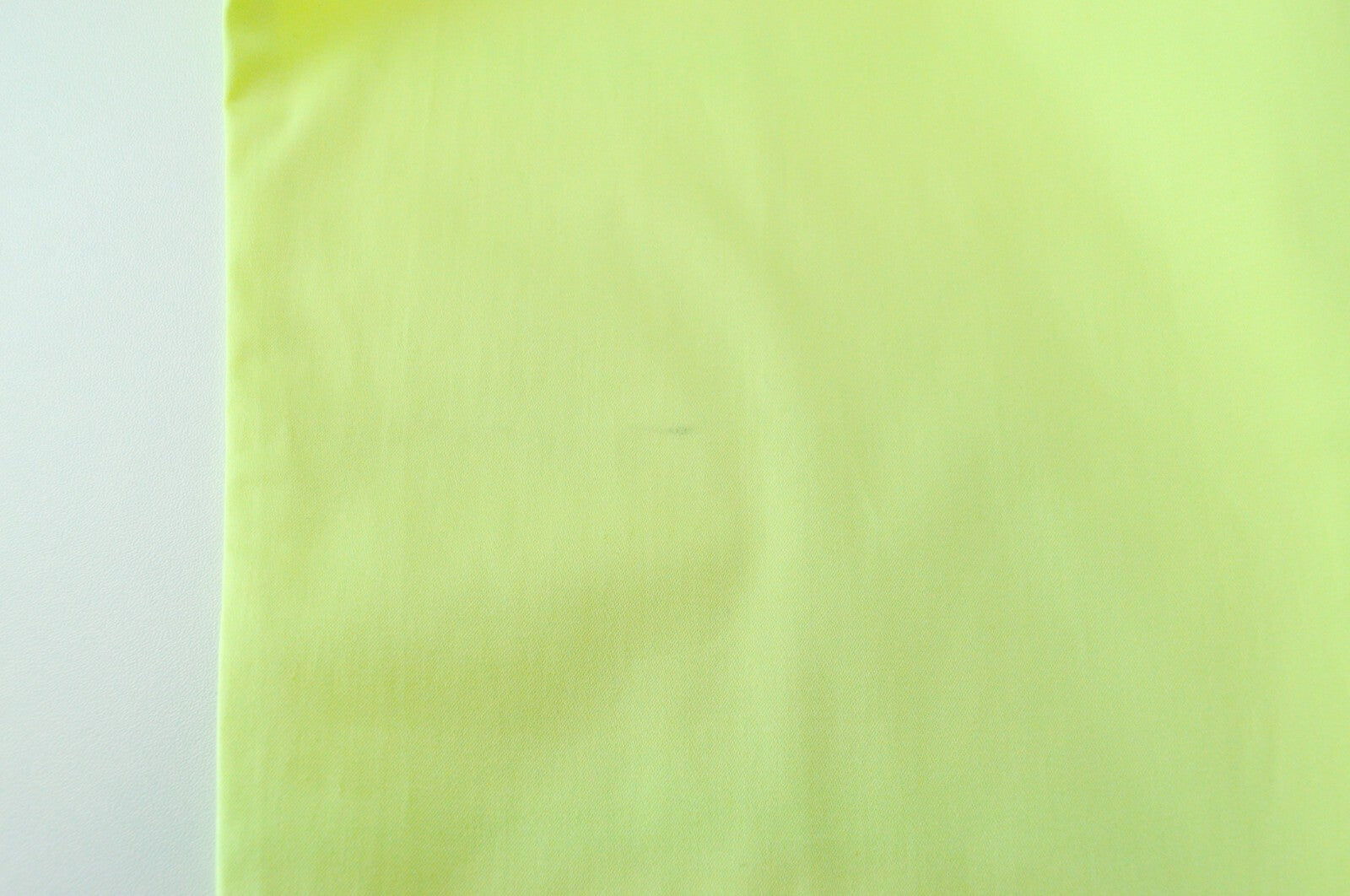 MAISON SCOTCH moteriškos W29/L32 geltonos chino kelnės su diržu, tamprios, klostuotos 