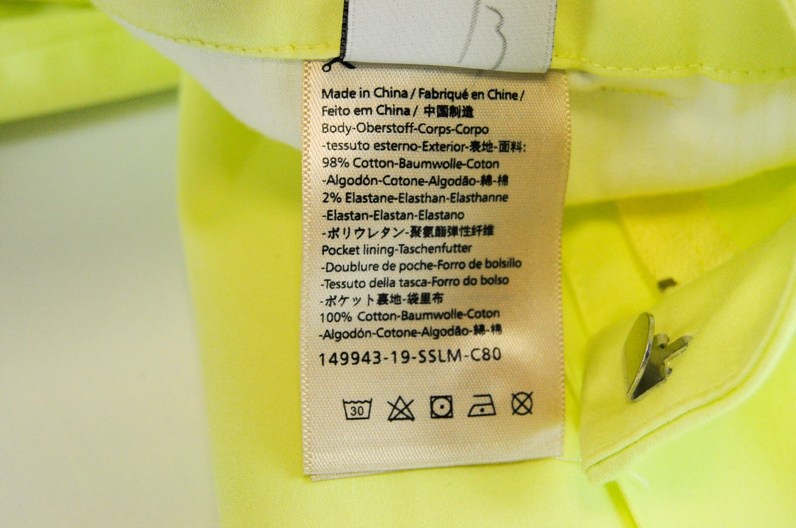 MAISON SCOTCH moteriškos W29/L32 geltonos chino kelnės su diržu, tamprios, klostuotos 