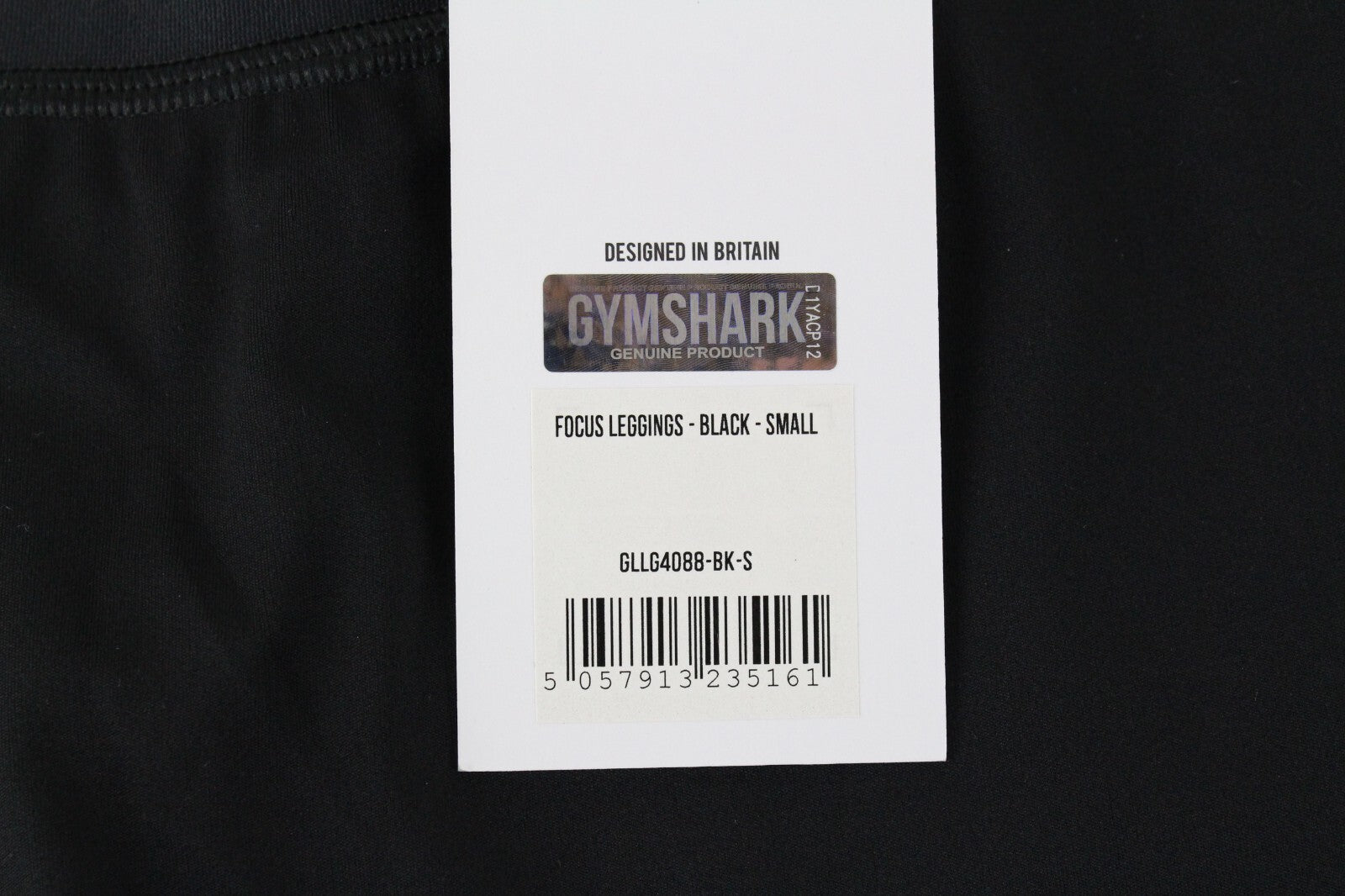 GYMSHARK moteriškos tamprės su juodu juosmeniu, tampriu sportinės aprangos logotipu, Focus logotipu. 