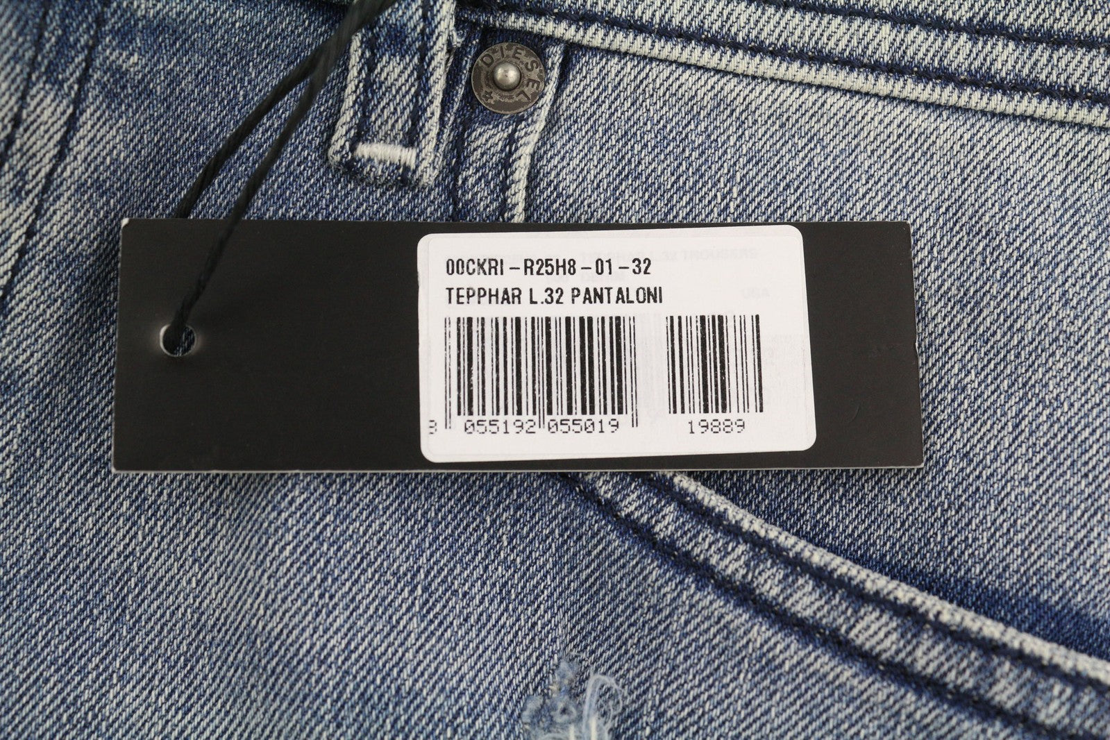 DIESEL Tepphar R25H8 vyriški džinsai W32/L32 Slim Carrot Fit tamprūs mėlyni RRP 180 € 