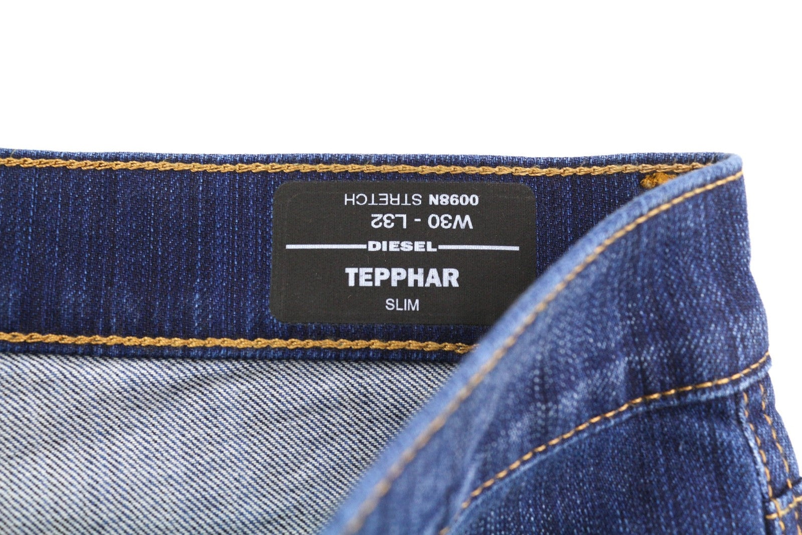DIESEL Tepphar 0098N vyriški džinsai W30/L32 Slim Fit, tamprūs, plėšyti, mėlyni, RRP200