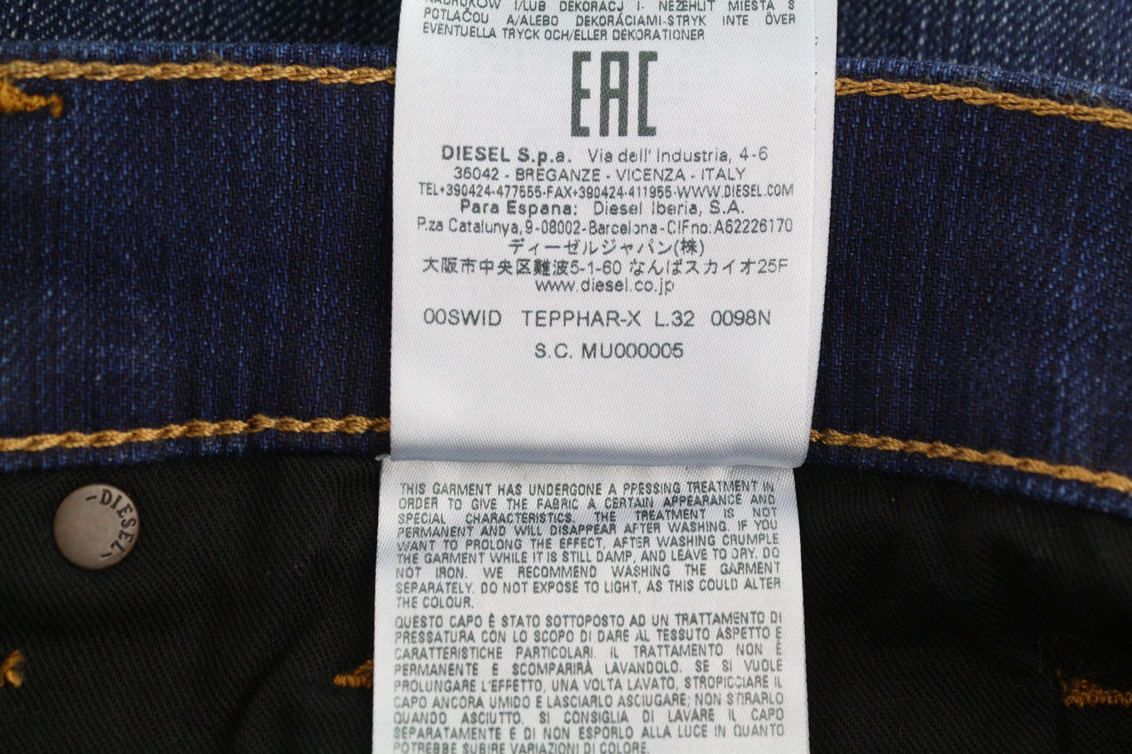 DIESEL Tepphar 0098N vyriški džinsai W30/L32 Slim Fit, tamprūs, plėšyti, mėlyni, RRP200