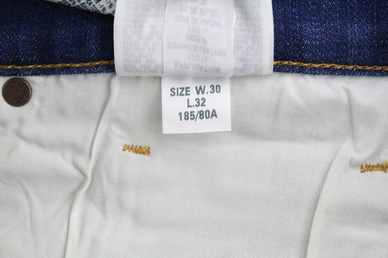 DIESEL D-Mihtry 009NN vyriški džinsai W30/L32 tiesaus kirpimo, tamprūs, skalbto mėlyno logotipo imitacija 