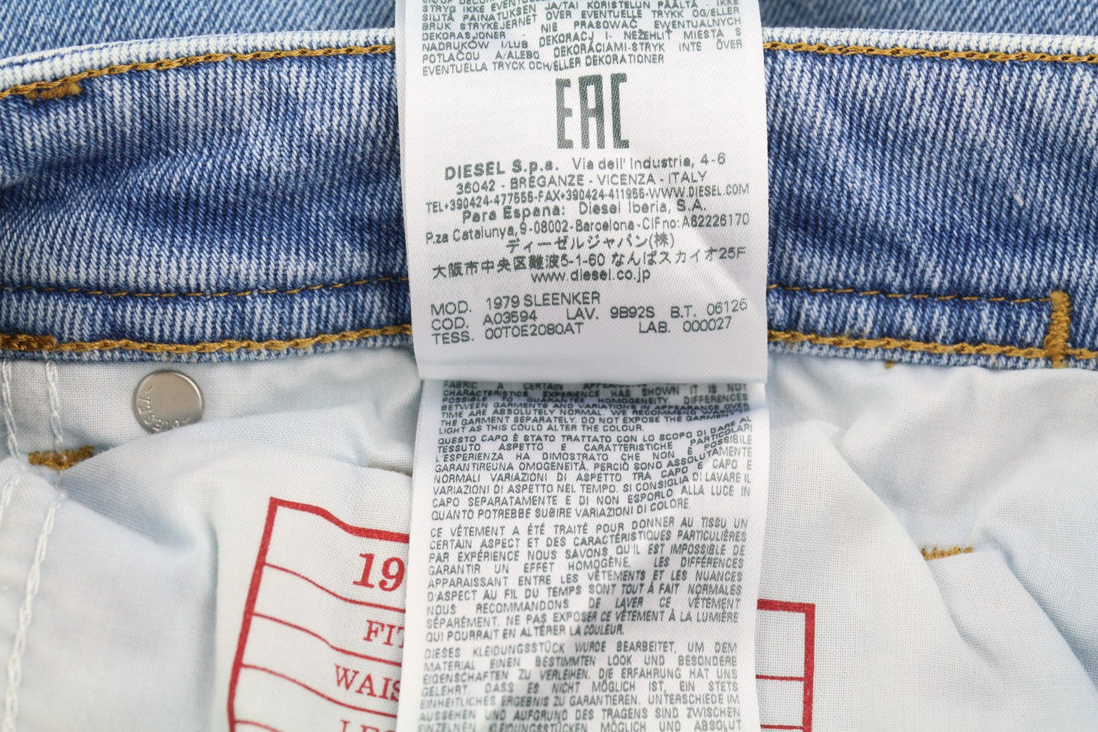 DIESEL 1979 Sleenker 9B92S vyriški džinsai W32/L32 aptempti, žemo juosmens, rekomenduojama kaina – 160 €, mėlyni 