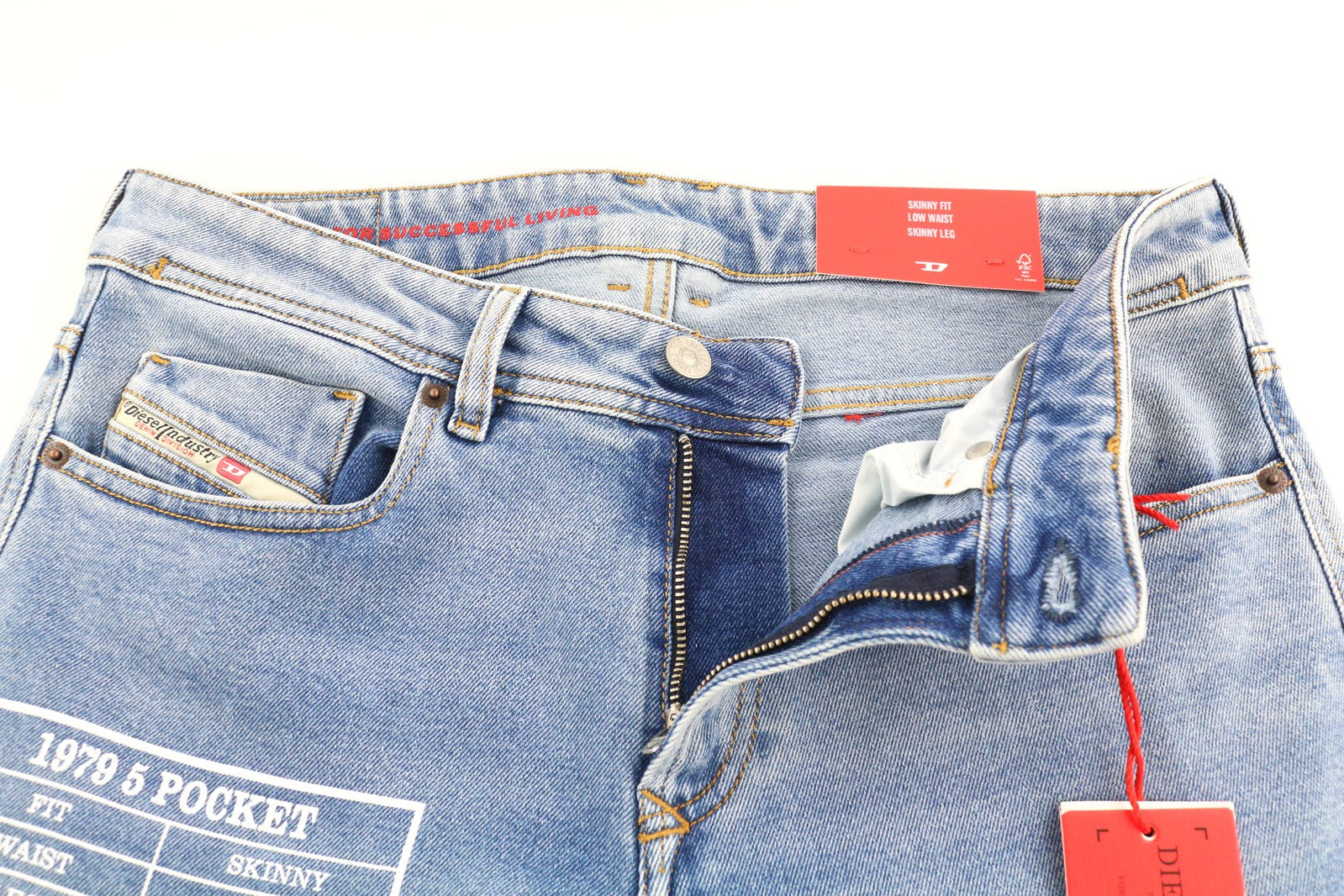 DIESEL 1979 Sleenker 9B92S vyriški džinsai W32/L32 aptempti, žemo juosmens, rekomenduojama kaina – 160 €, mėlyni 