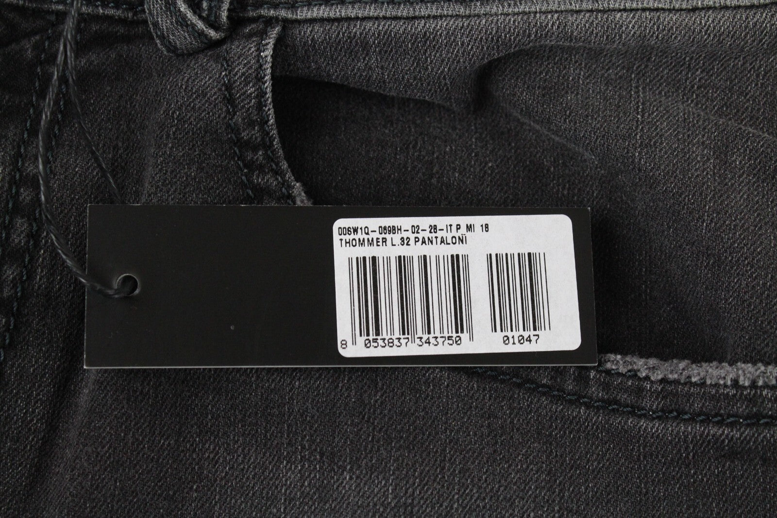 DIESEL Thommer 069BH vyriški džinsai W28/L32 Slim Fit medvilniniai tamprūs džinsai pilki su plėšytais siūlais 