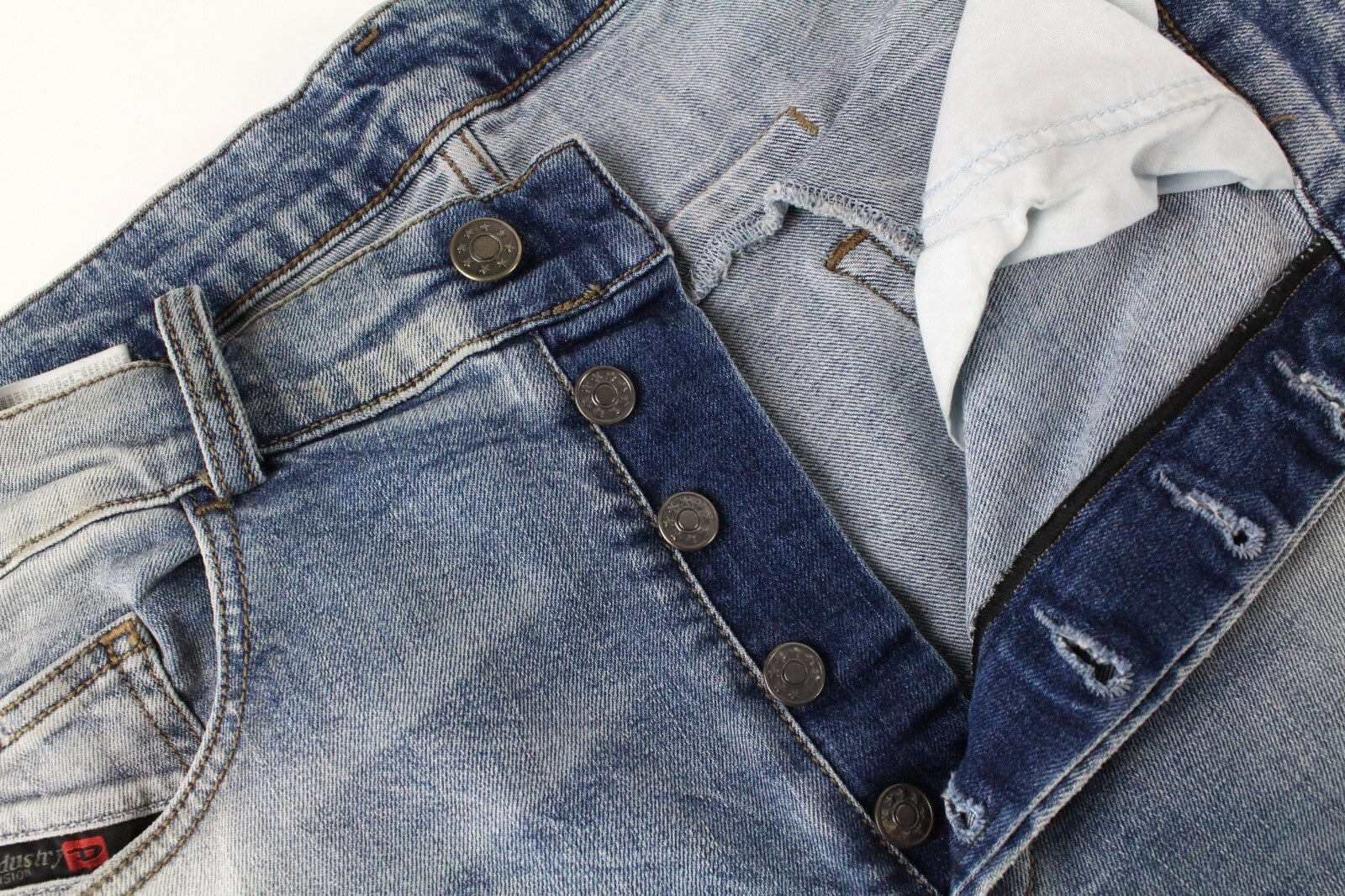 DIESEL D-Eetar 087AV vyriški džinsai W32/L32 morkų rašto, siaurėjantys, tamprūs, mėlyni, plėšyti 