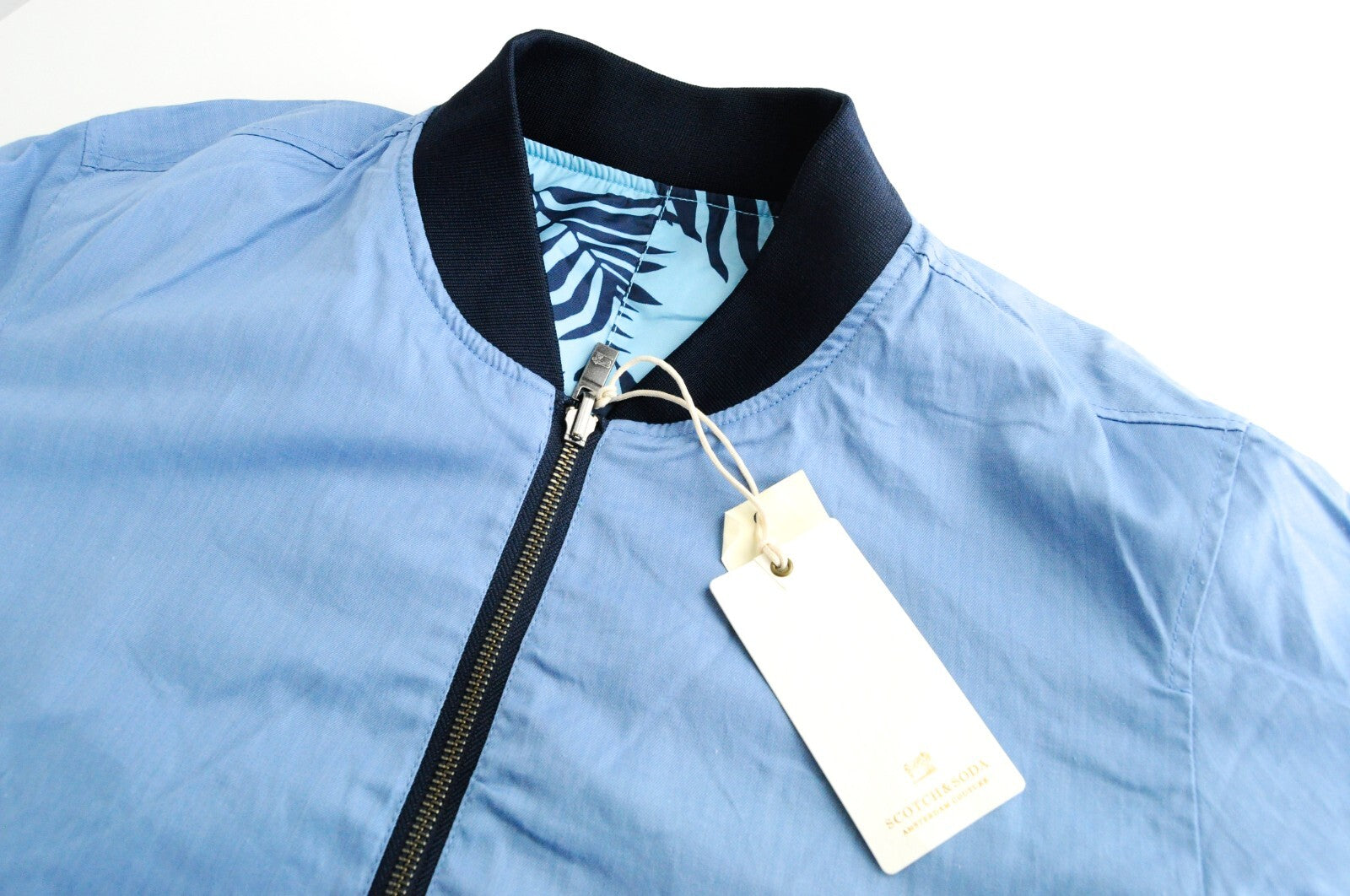 SCOTCH &amp; SODA vyriška lininė medvilninė striukė „Bomber“ su palmių raštu, šviesiai mėlyna, XL dydžio 