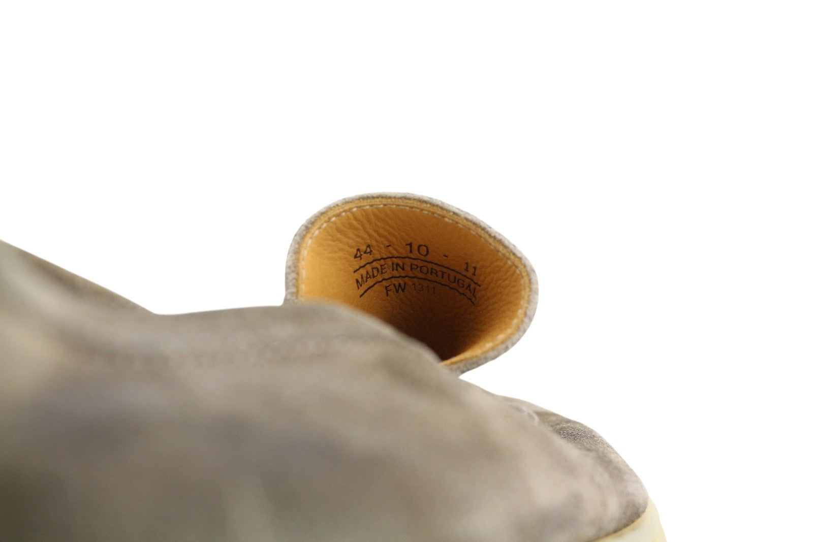 SUITSUPPLY vyriški laisvalaikio batai, EU44, pilki zomšiniai, odiniai, migdolų noselės, užsegami logotipu. 