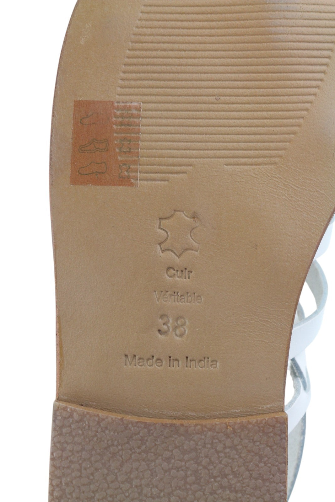 MINNETONKA moteriškos basutės, 38 dydžio, baltos, odinės, gladiatorinės basutės su atvira sagtimi. 