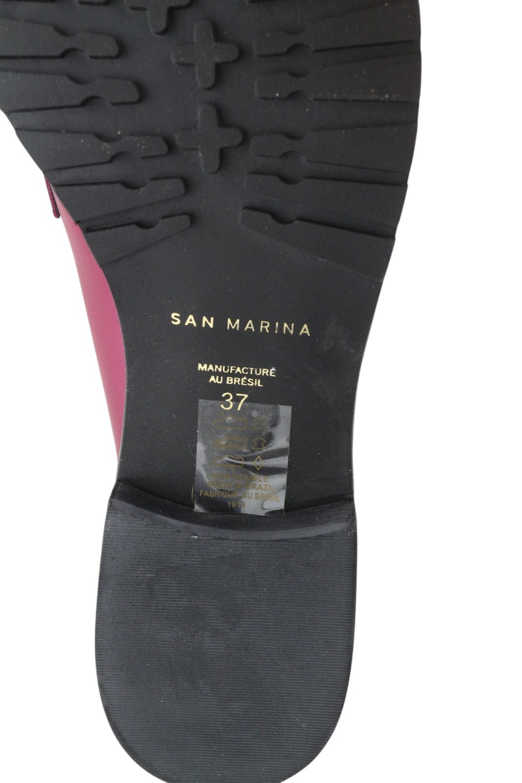 SAN MARINA moteriški bateliai, 37 dydis, violetiniai, odiniai, migdolų formos nosytės, užsegami su logotipu. 