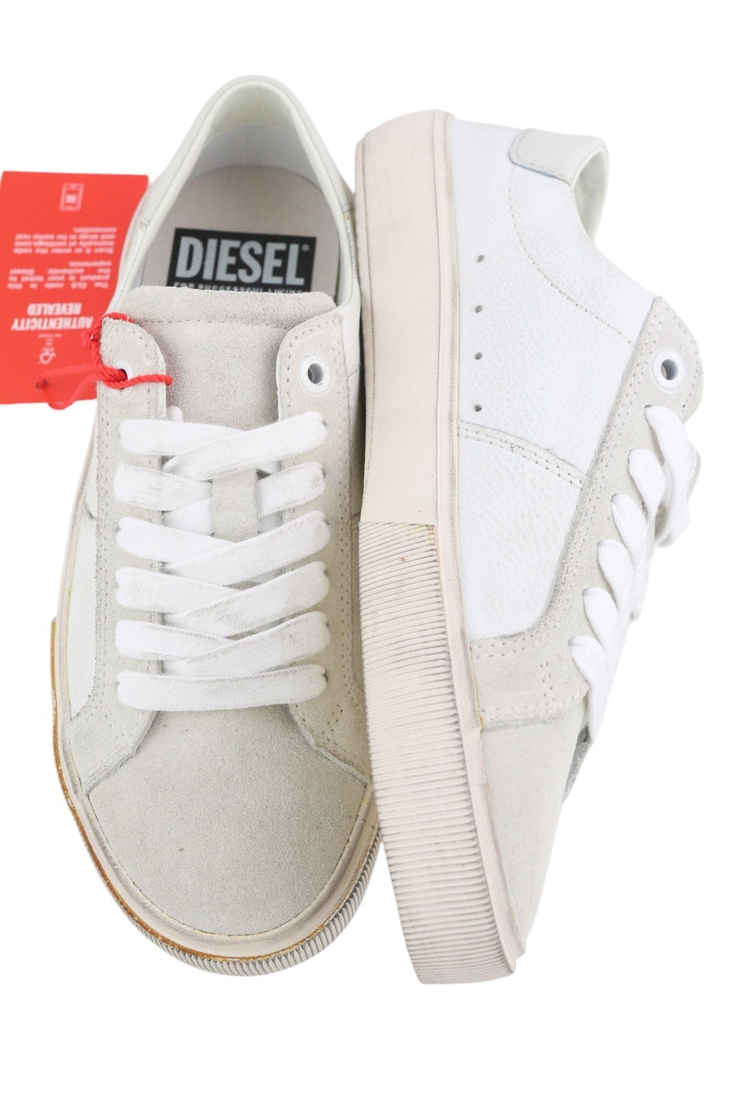 DIESEL S-Mydori Lc W moteriški sportbačiai, 36 dydžio, šviesios odos, migdolų spalvos, su gumelėmis. Rekomenduojama kaina – 160 €. 