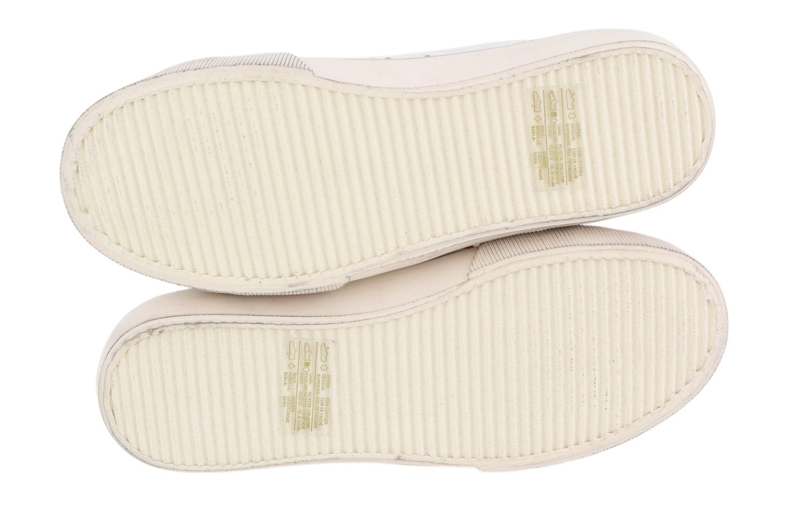 DIESEL S-Mydori Lc W moteriški sportbačiai, 36 dydžio, šviesios odos, migdolų spalvos, su gumelėmis. Rekomenduojama kaina – 160 €. 