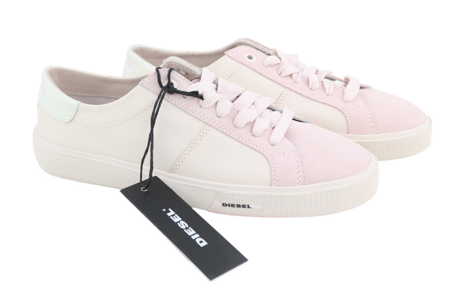 DIESEL S-Mydori Lc W moteriški sportbačiai, 39 dydis, šviesiai rožinės spalvos, odiniai, migdolų formos noseliai, rekomenduojama kaina – 160 € 