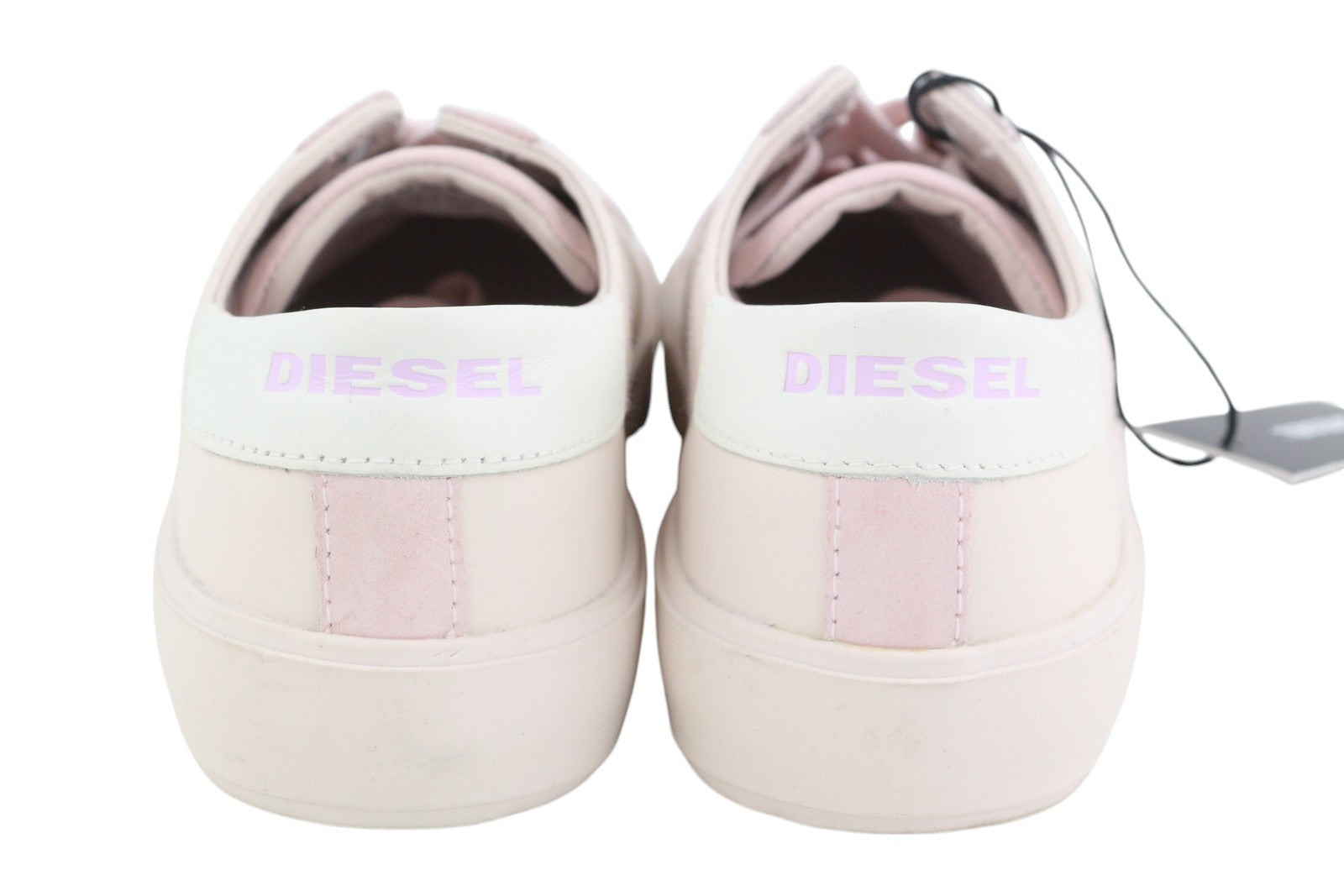 DIESEL S-Mydori Lc W moteriški sportbačiai, 39 dydis, šviesiai rožinės spalvos, odiniai, migdolų formos noseliai, rekomenduojama kaina – 160 € 