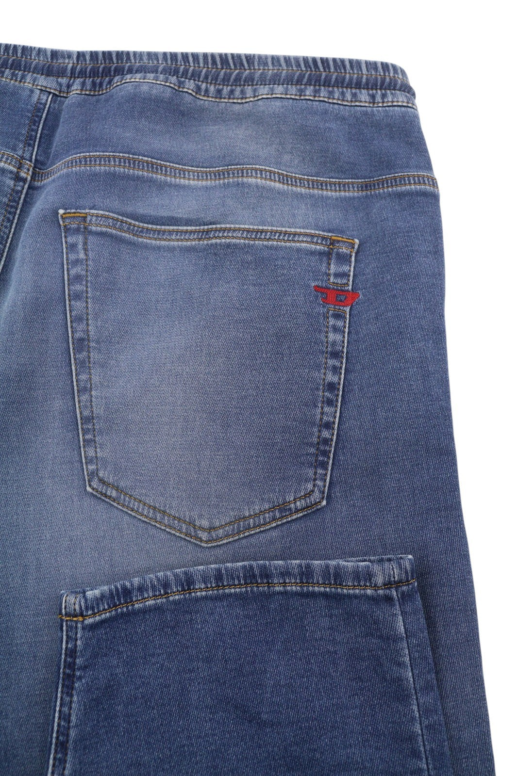 DIESEL 2030 D-Krooley Jogg 068HY vyriški džinsai W38 su raišteliu juosmeniu, mėlyni, rekomenduojama kaina – 295 € 