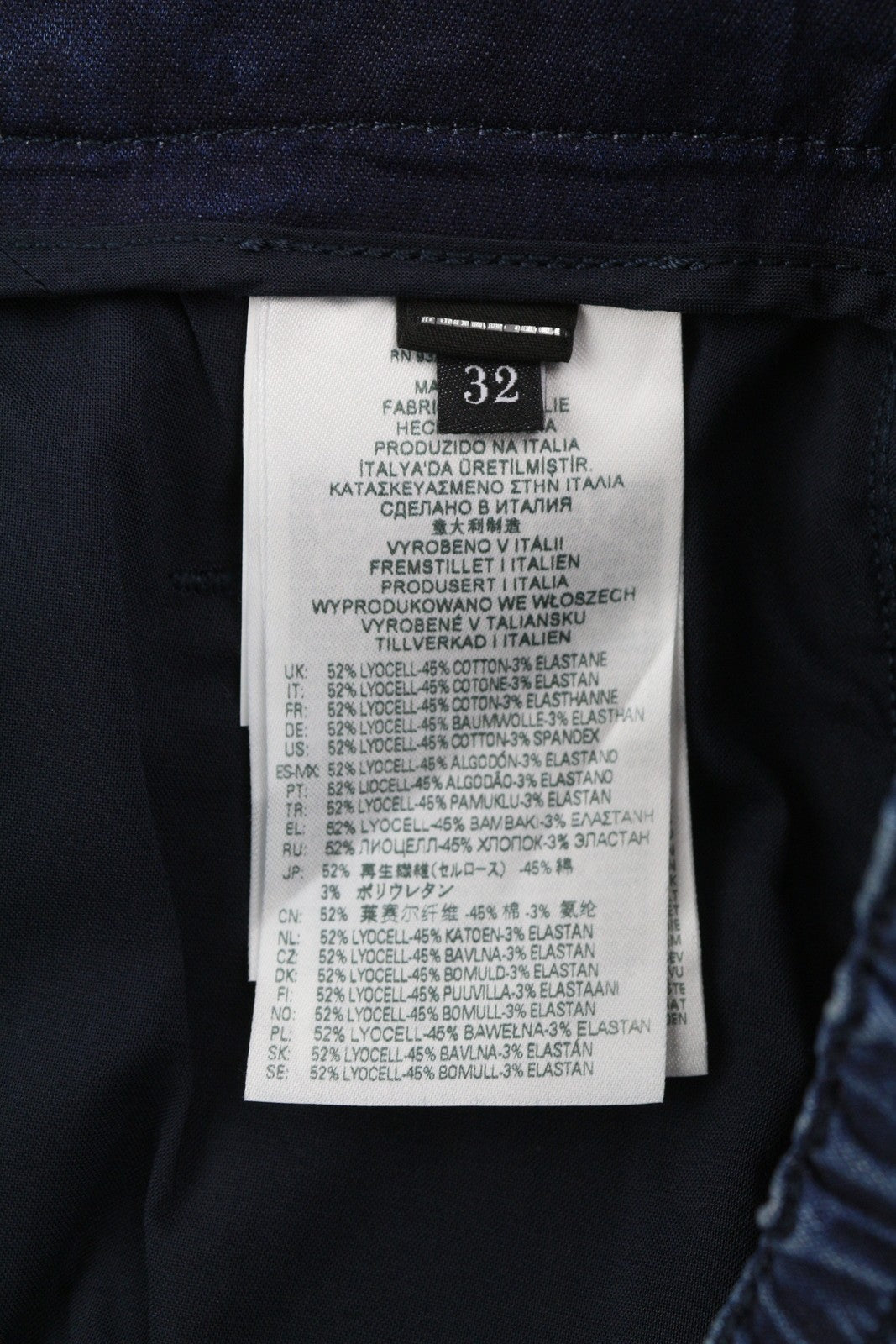 DIESEL D-Krooley-Cargo-Ne 069ZJ vyriški džinsai W32 su juosmeniu, siaurėjančiomis klešnėmis, rekomenduojama kaina – 295 €, mėlyni 