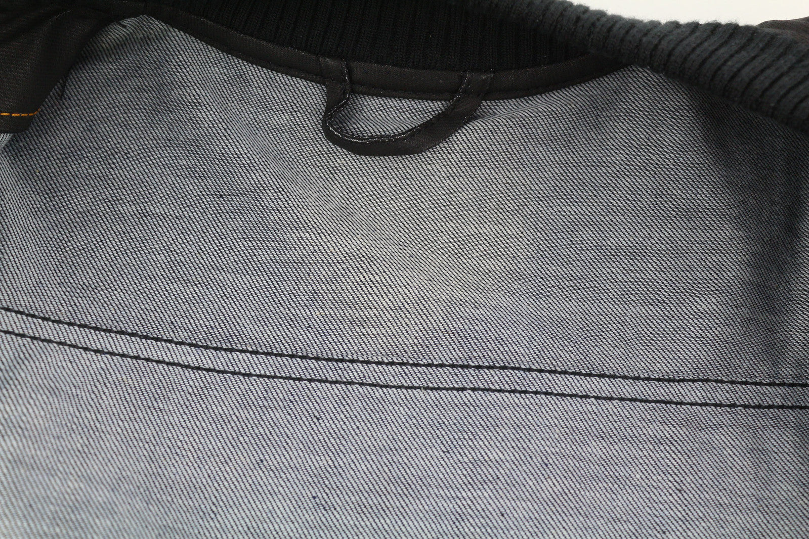 NUDIE Severin trumpa vyriška striukė su užtrauktuku ir pamušalu S, juoda 