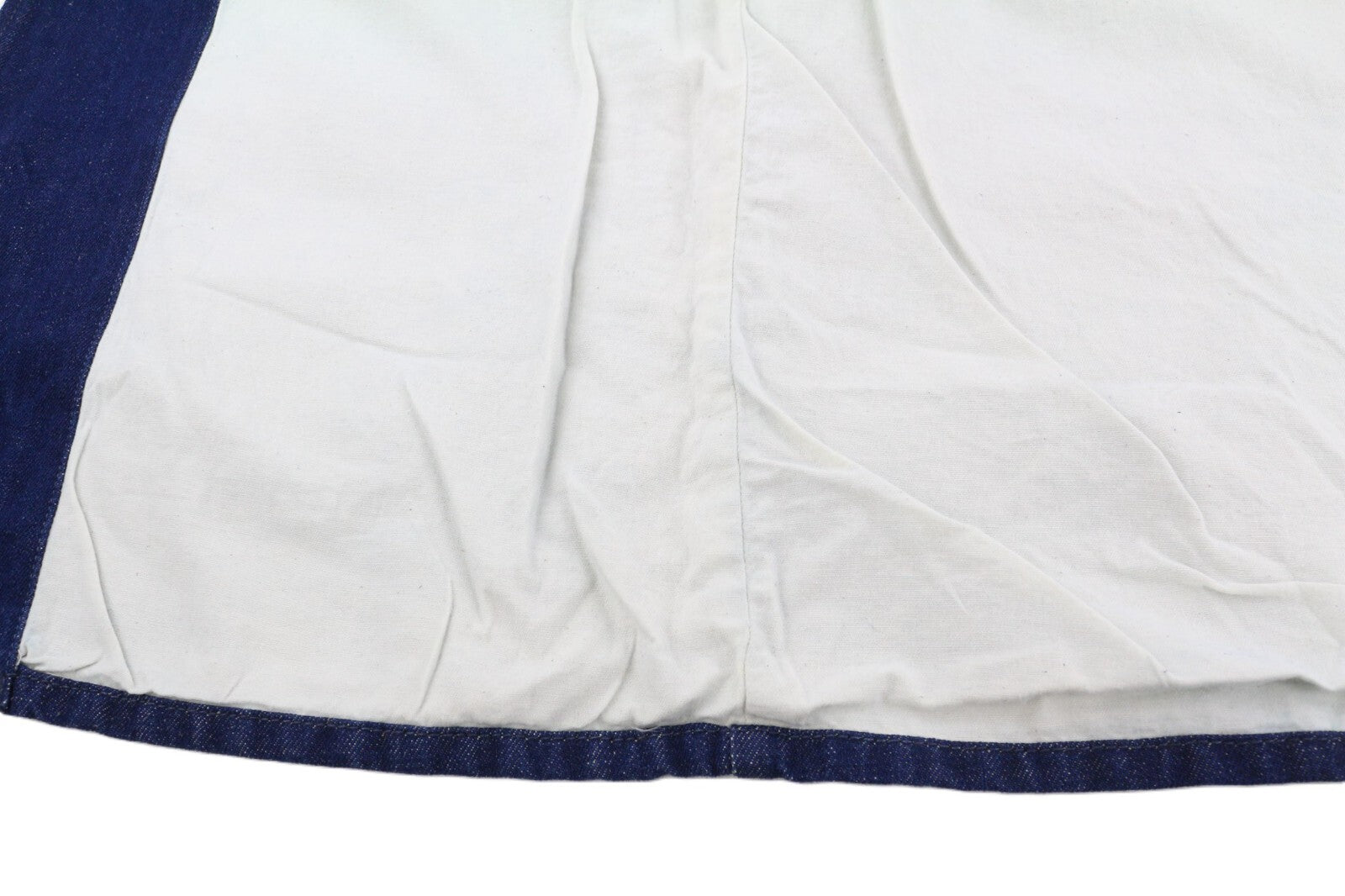 NUDIE Ricco tamsiai kanapių vyriška striukė, XL dydžio, mėlyna, džinsinė, su sagomis užsegama apykakle, pamušalu kišenėse. 