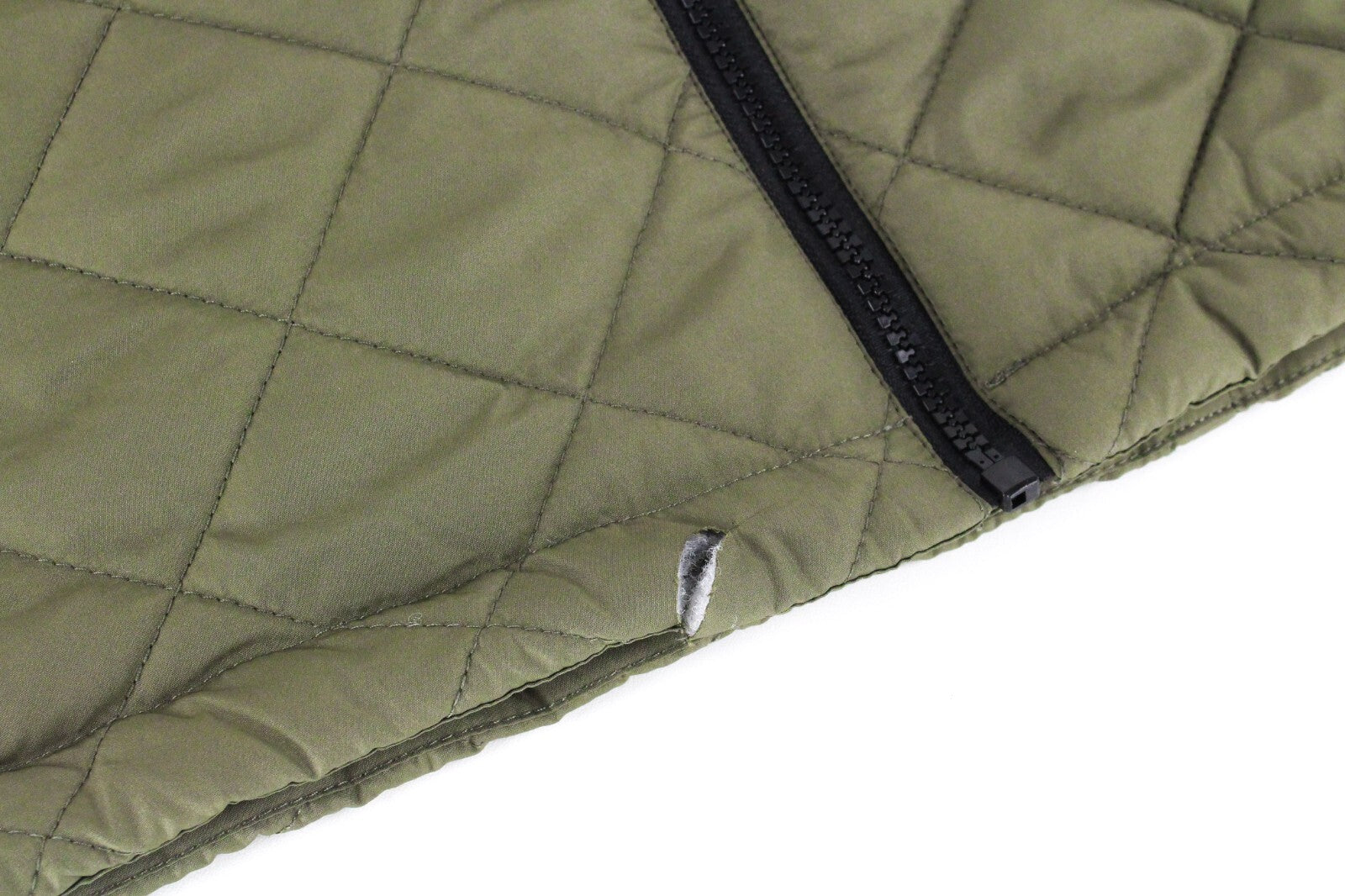 ONLY moteriška striukė M, plona, ​​gobtuvu, chaki spalvos, dygsniuota, šilta, ilga 