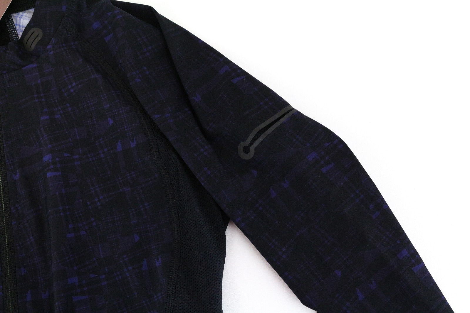 Prakaituotas „BETTY XS Cadence“ violetinis džemperis su tampriu bėgimo sportiniu viršumi moterims 