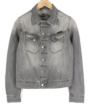 NUDIE Conny vyriška striukė S su saulės balinta juoda sagomis užsegama apykakle, medvilninė, skalbta 