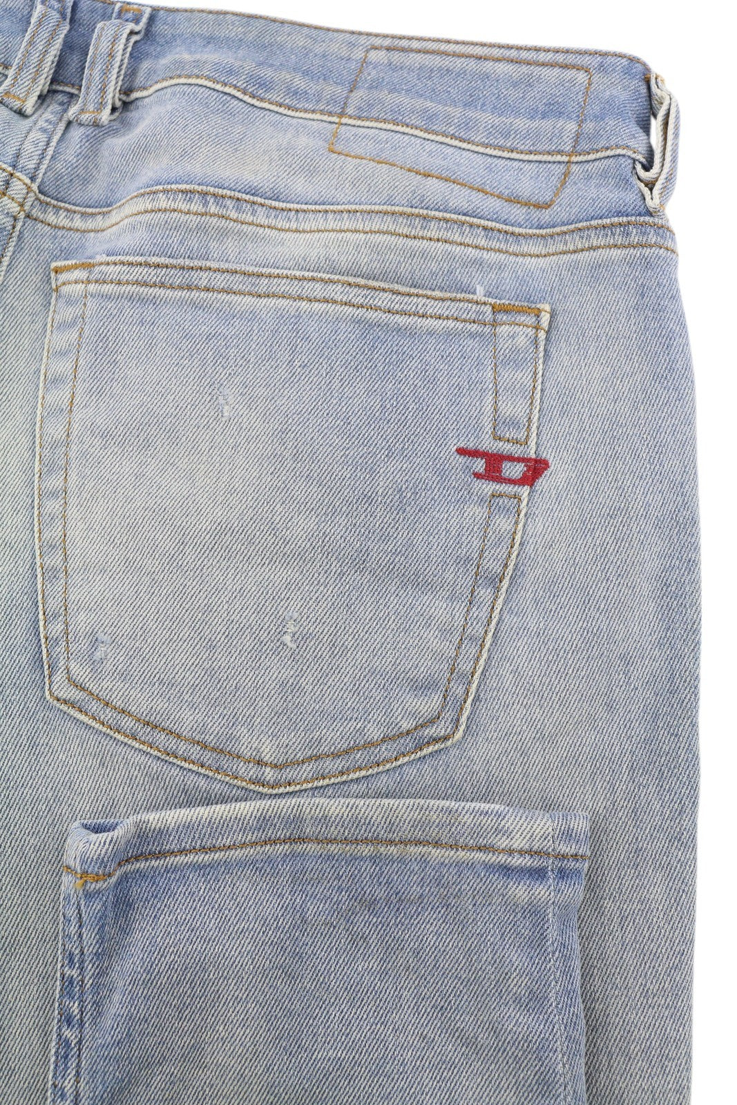 DIESEL 1979 Sleenker 09E89 vyriški džinsai W32/L32 žemo juosmens, aptempti, mėlyni, rekomenduojama kaina – 295 € 