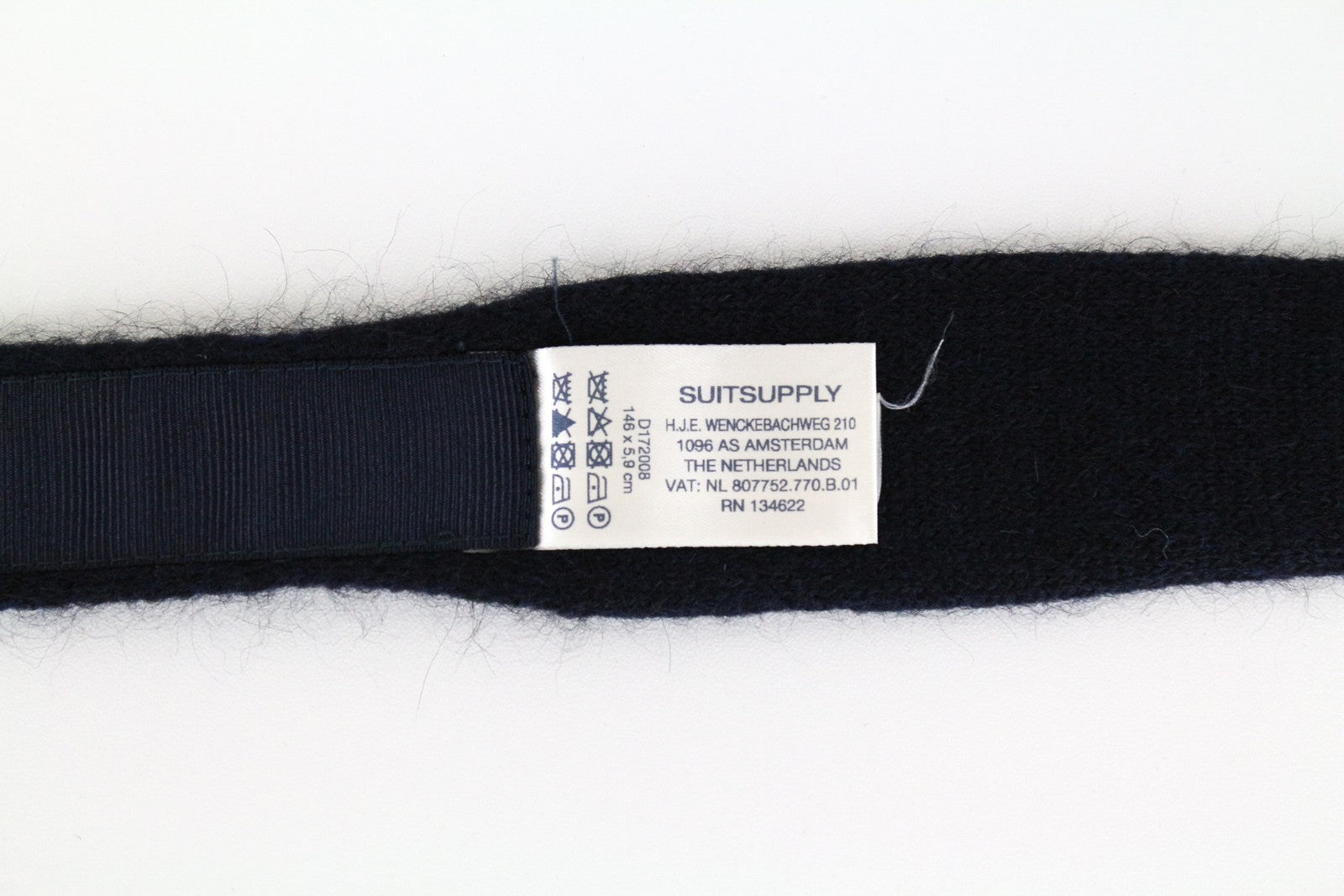 SUITSUPPLY Tamsiai mėlynas kvadratinis kaklaraištis iš alpakų vilnos mišinio, 146 x 5,9 cm, vyriškas oficialios suknelės skyrius 