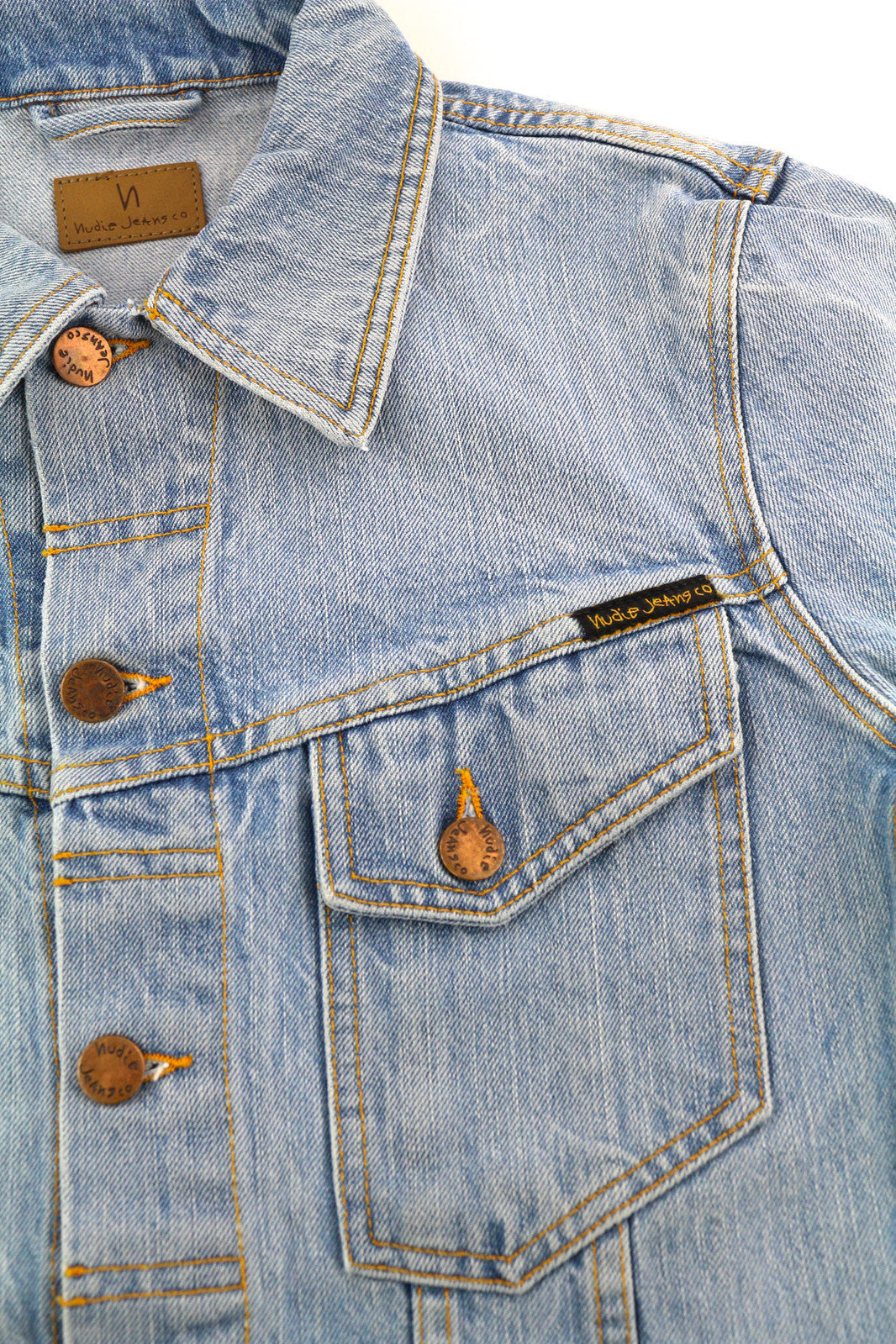 NUDIE Billy vyriška striukė S Strumming Indigo ekologiškos medvilnės sagomis užsegama džinso mėlyna