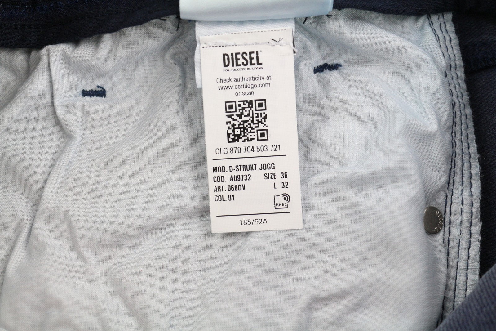 DIESEL D-Strukt Jogg 068DV vyriški džinsai W36/L32, tamprus juosmuo, mėlyni, rekomenduojama kaina 295 € 