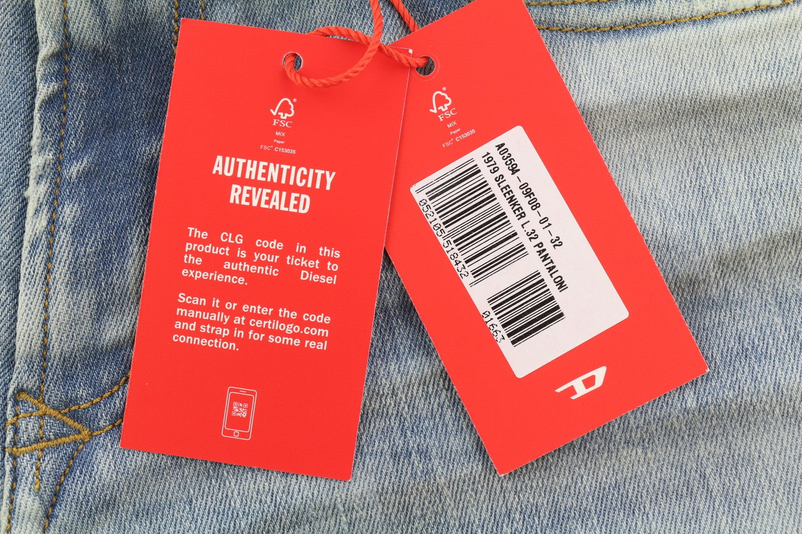 DIESEL 1979 Sleenker 09F08 vyriški džinsai W32/L32 žemo juosmens, aptempti, mėlyni, rekomenduojama kaina – 295 € 