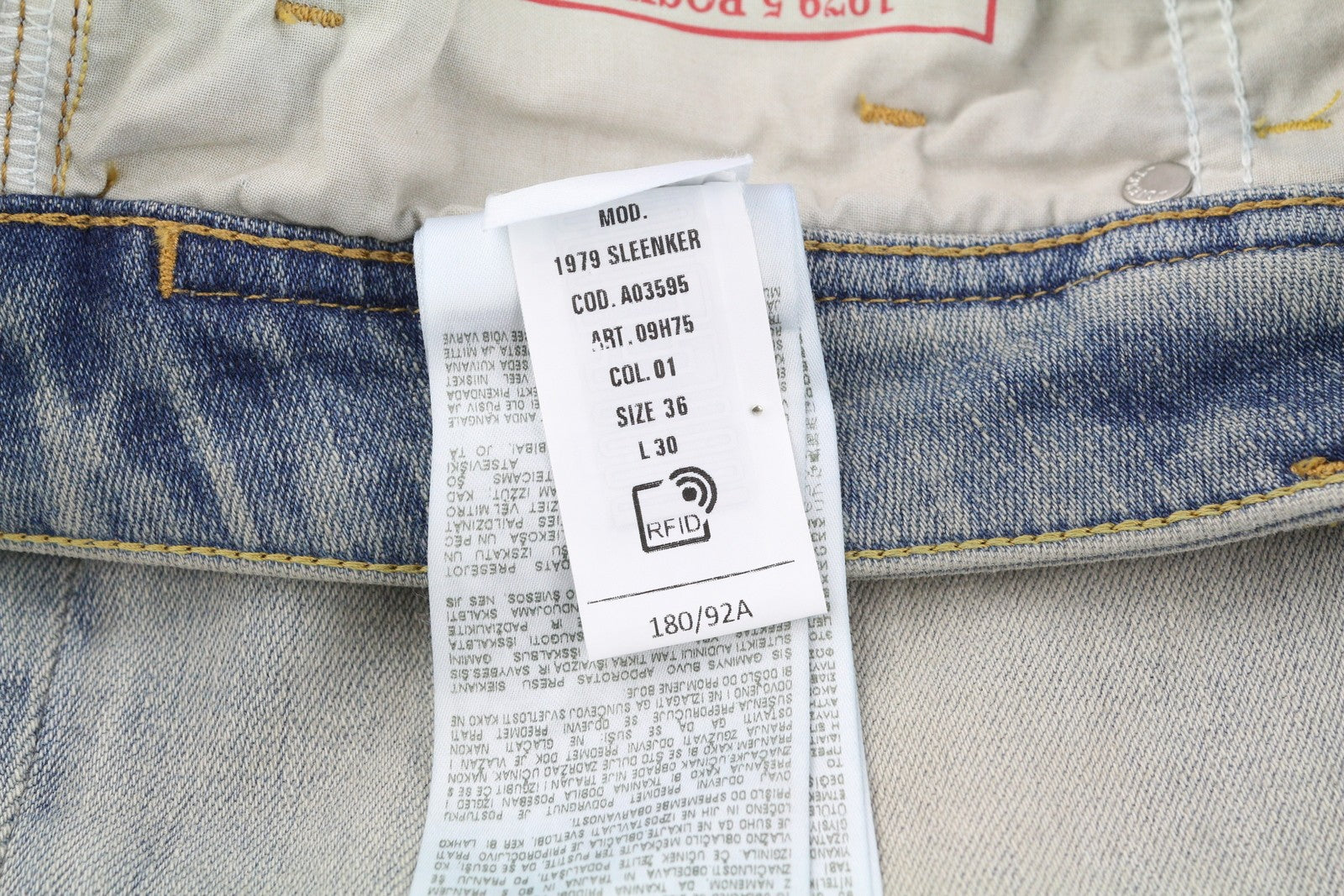 DIESEL 1979 Sleenker 09H75 vyriški džinsai W36/L30 žemo juosmens aptempti, mėlyni, rekomenduojama kaina 295 € 