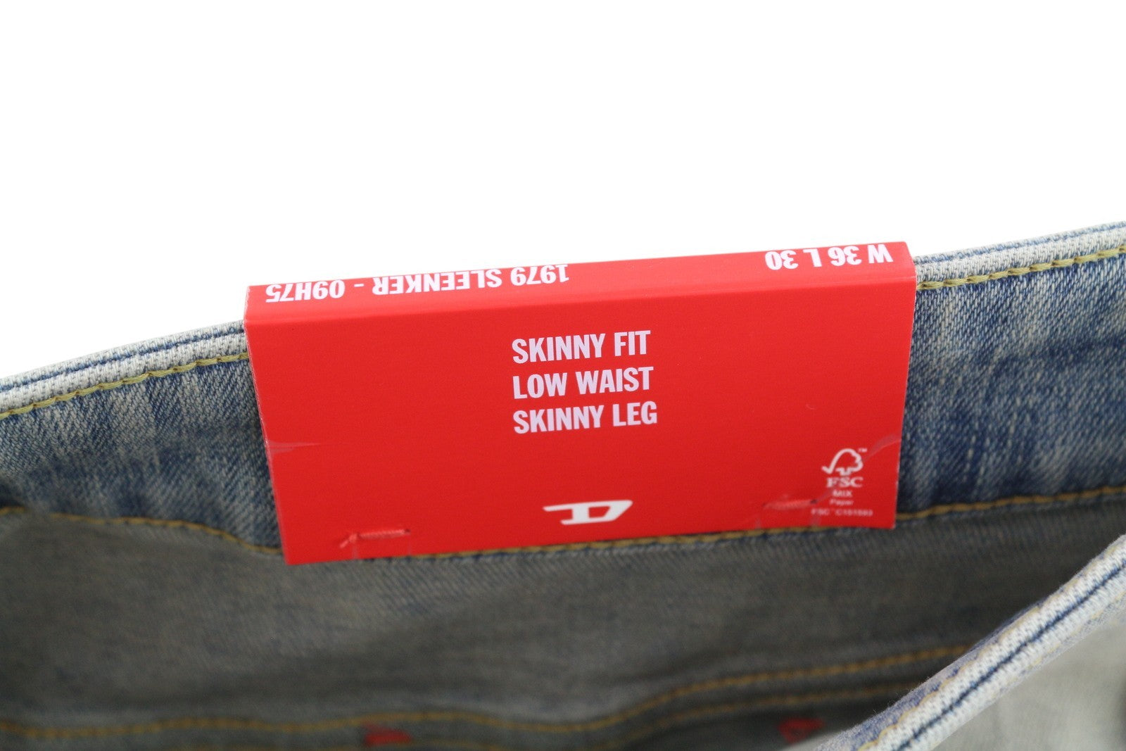 DIESEL 1979 Sleenker 09H75 vyriški džinsai W36/L30 žemo juosmens aptempti, mėlyni, rekomenduojama kaina 295 € 