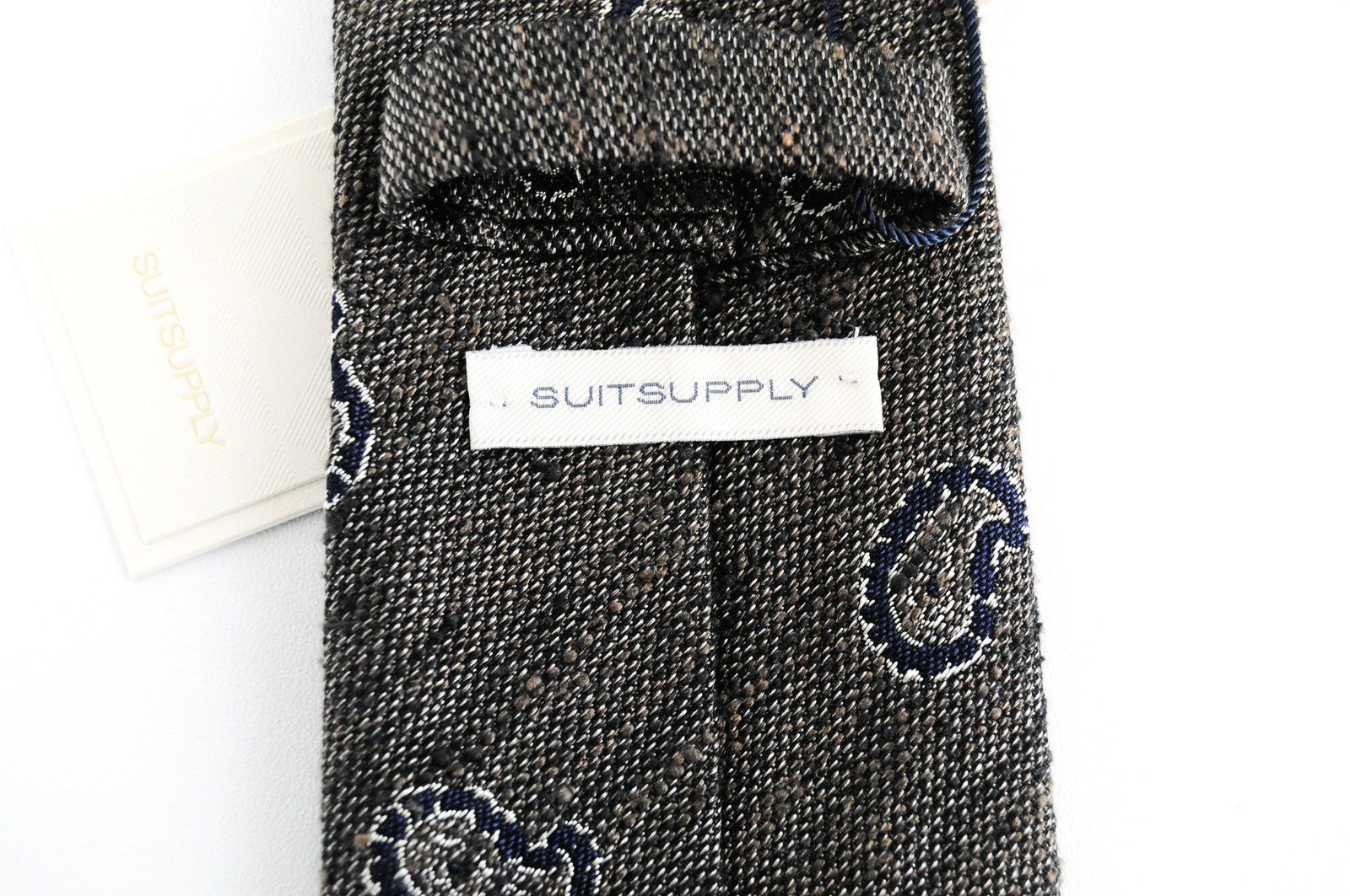 SUITSUPPLY vyriškas kaklaraištis, 150 x 8 cm, pilkas, šilkinis, medvilninis, smailiais galais, 150 cm x 8 cm 