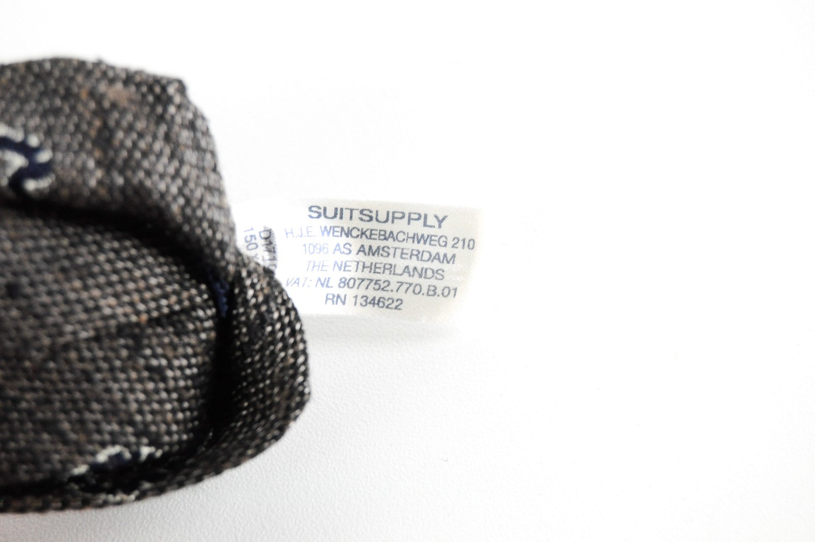 SUITSUPPLY vyriškas kaklaraištis, 150 x 8 cm, pilkas, šilkinis, medvilninis, smailiais galais, 150 cm x 8 cm 