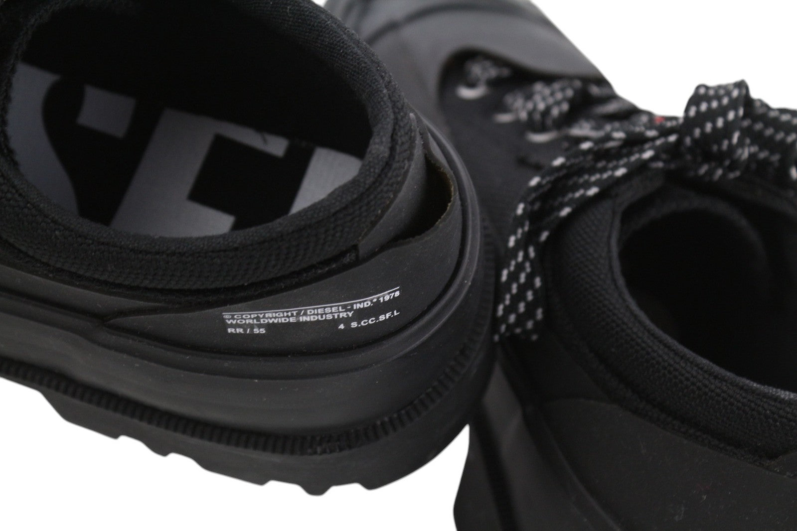 DIESEL D-Hiko SH X moteriški batai, EU39, juodi, unisex, žemakulniai, su raišteliais, RRP 300 € 