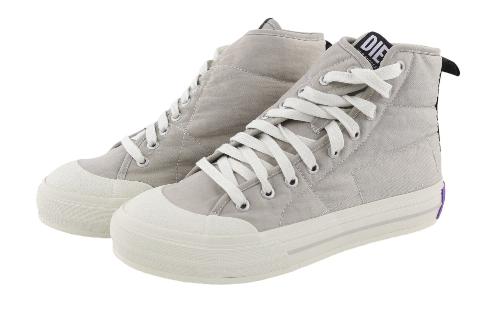 DIESEL S-Muji moteriški sportbačiai, šviesiai pilki, suvarstyti, aukšti bateliai, EU40.5, rekomenduojama kaina – 160 € 