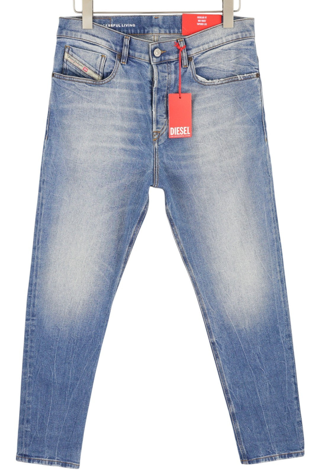 DIESEL 2005 D-Fining 09E85 vyriški džinsai W32/L30 mėlyni, skalbti, įprasti, siaurėjantys. Rekomenduojama mažmeninė kaina – 295 €. 