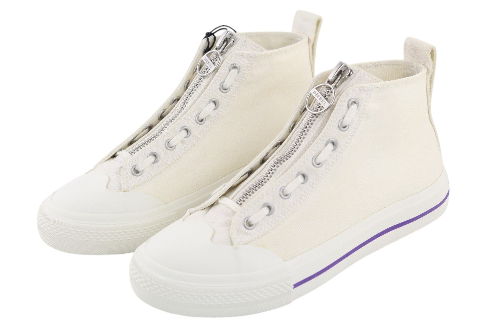 DIESEL S-Astico moteriški sportbačiai, EU39, balti, aukštakulniai, su raišteliais, rekomenduojama kaina – 180 €