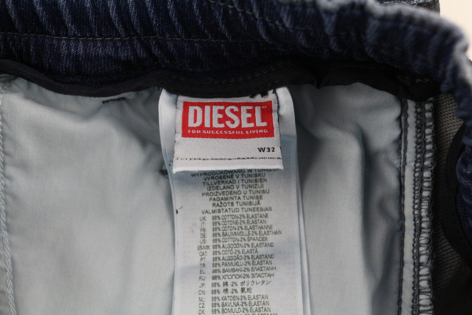 DIESEL D-Krooley-Cargo Jogg 09H05 vyriški džinsai W32 su elastingu juosmeniu, rekomenduojama kaina – 350 €, tamsiai mėlyni 