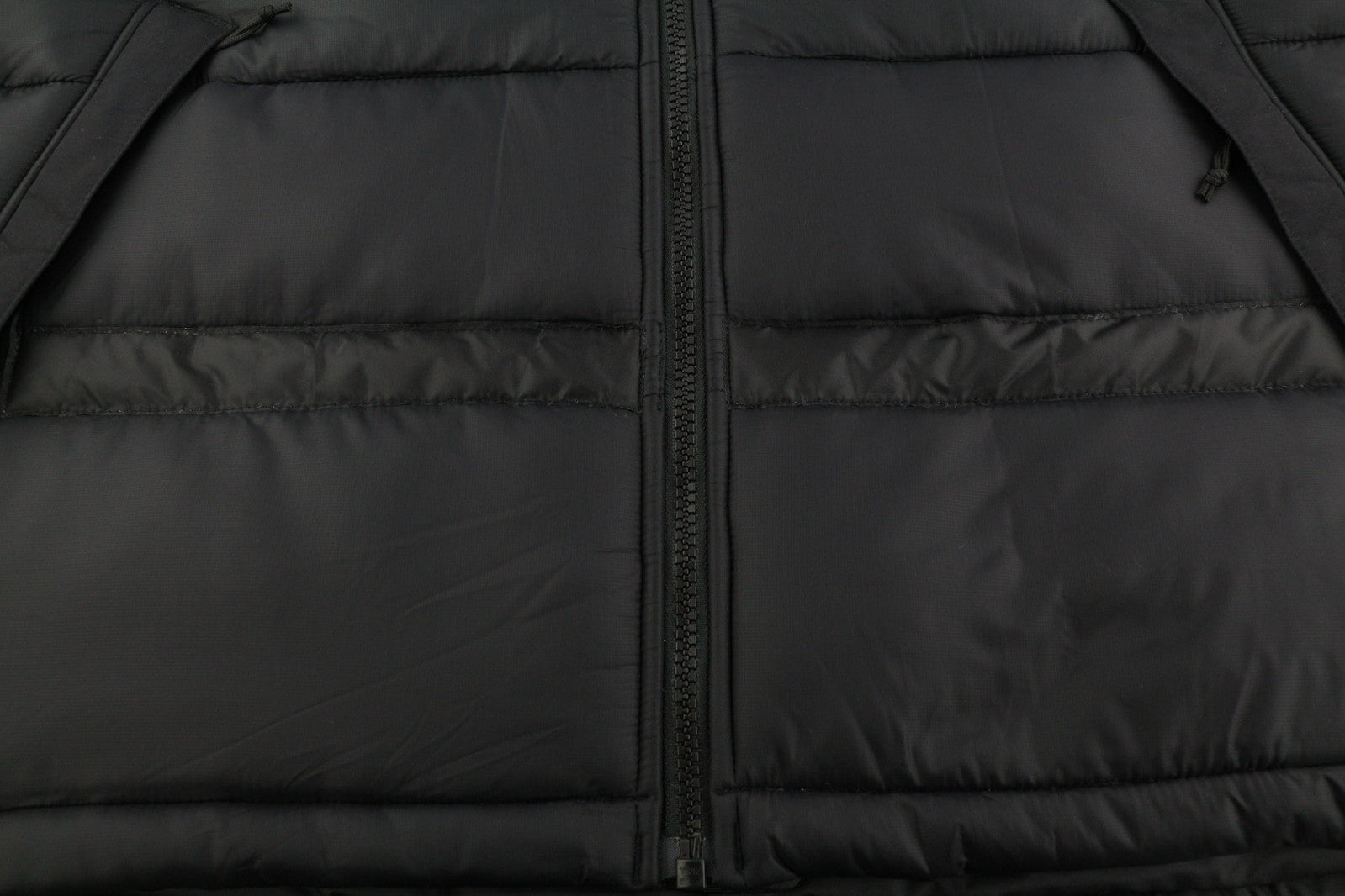 THE NORTH FACE Himalayan Parka vyriška striukė su užtrauktuku ir izoliacija, tamsi, dygsniuota. 