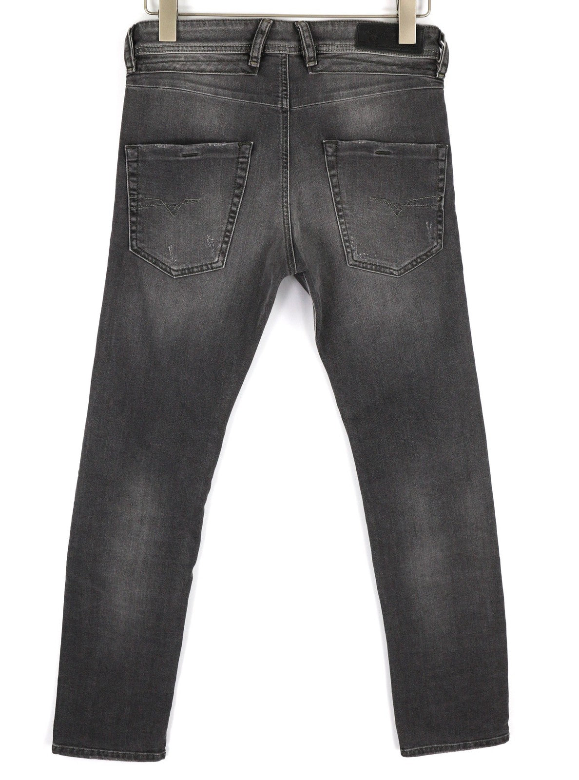 DIESEL Belther 0673P vyriški džinsai W27/L30 Regular Slim Tapered Distress Buttons 