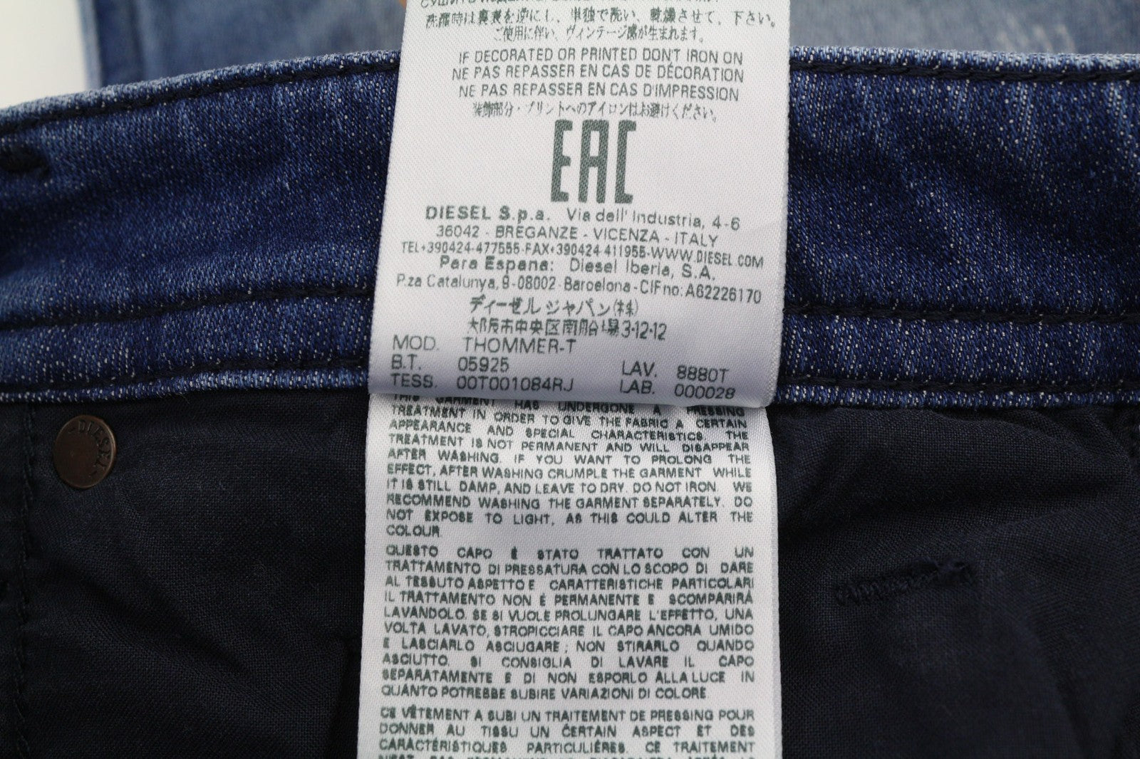 DIESEL Thommer-T 8880T vyriški džinsai W29 elastingi Jogg Sweat Distress Blue RRP 220 